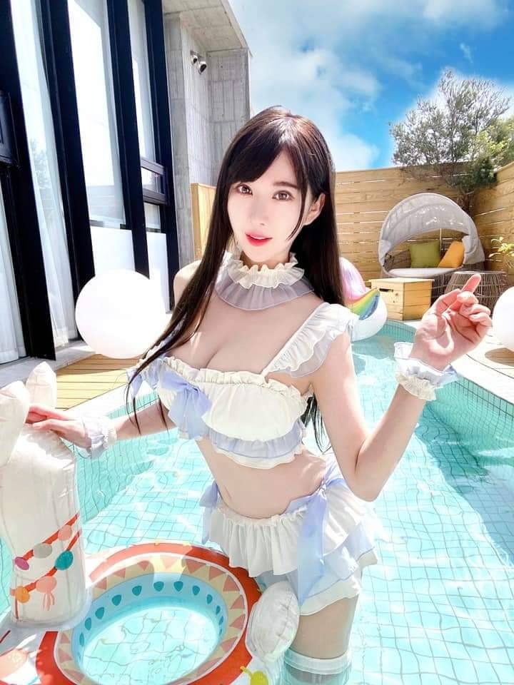 正妹「采衣」秀出完美身材-第1章-图片13