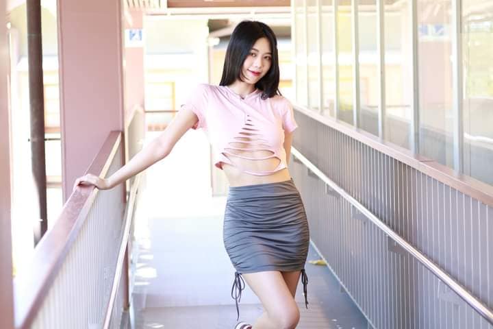 Online collection of Taiwanese beautiful legs girl Bannon mood beauty outdoors picture of reality (a)-第1章-图片12