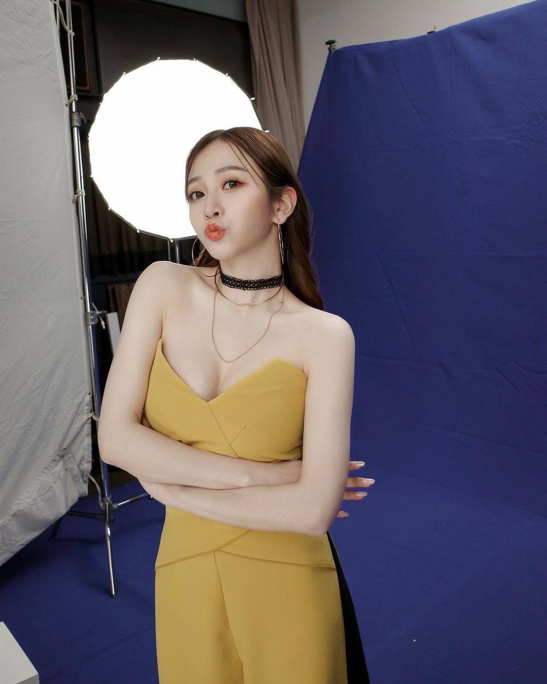 氣質美女「篠崎泫」白皙美腿有夠長 火辣身材太挑逗啦-第1章-图片8