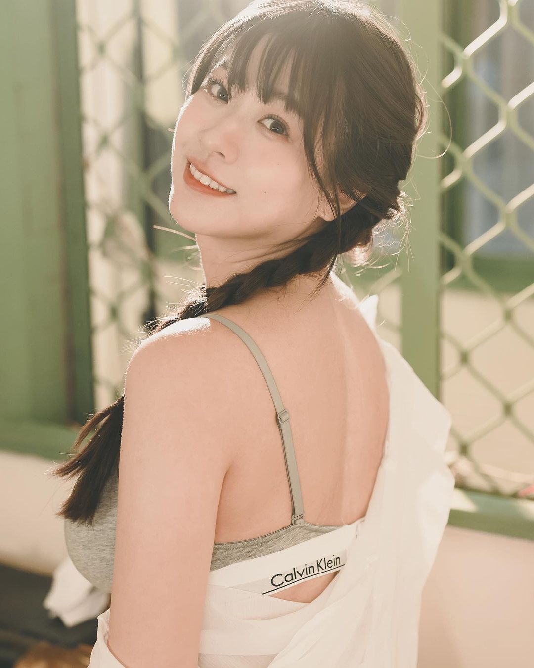 正妹網紅「球球MiKa」渾圓美臀乍現！前凸後翹身材太猛-第1章-图片9