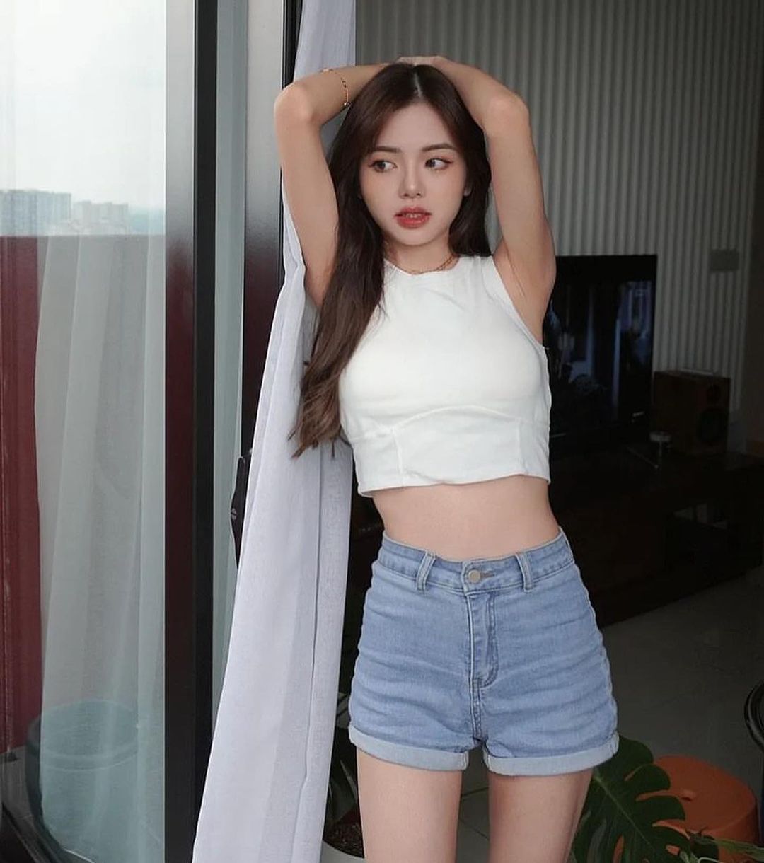 性感妖精「JW靖汶」S曲線太挑逗.....笑容讓所有人融化-第1章-图片8