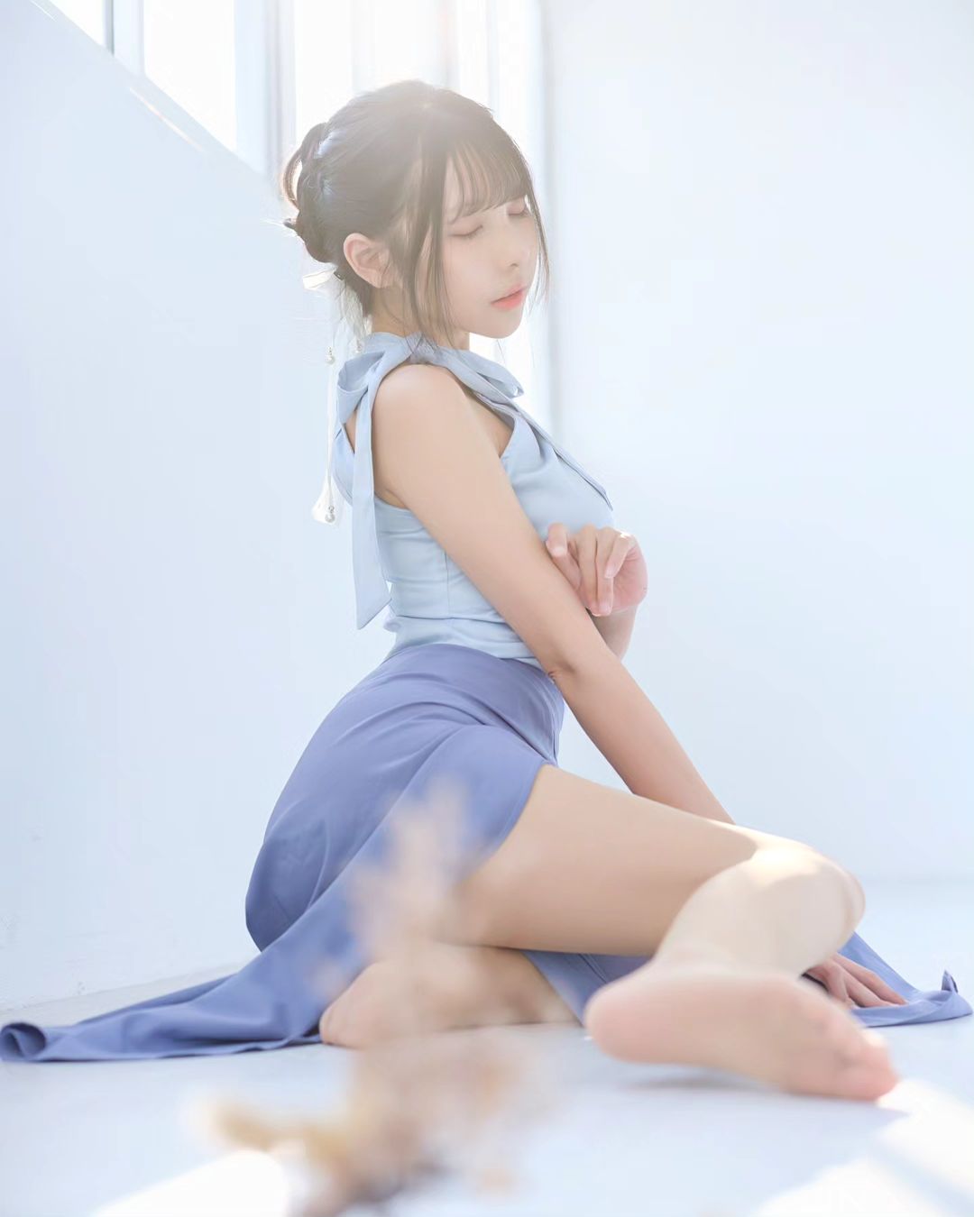 性感嫩妹「依霜ゆい」胴體曲線超色氣 畫面有夠犯規-第1章-图片5