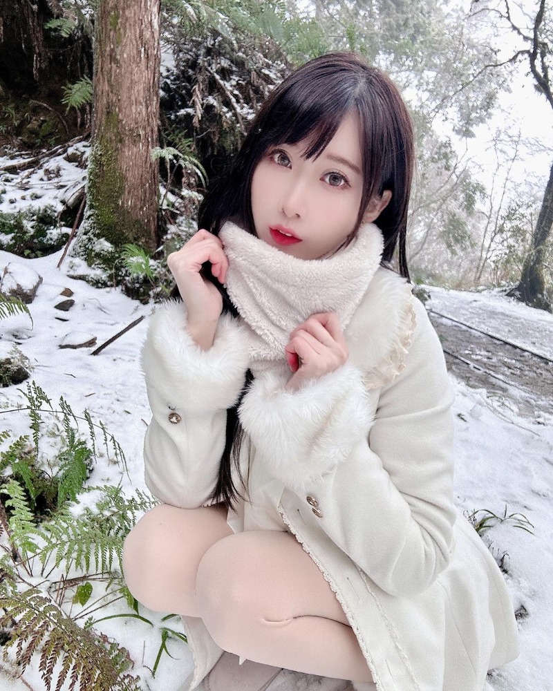正妹「采衣」太平山賞雪-第1章-图片2
