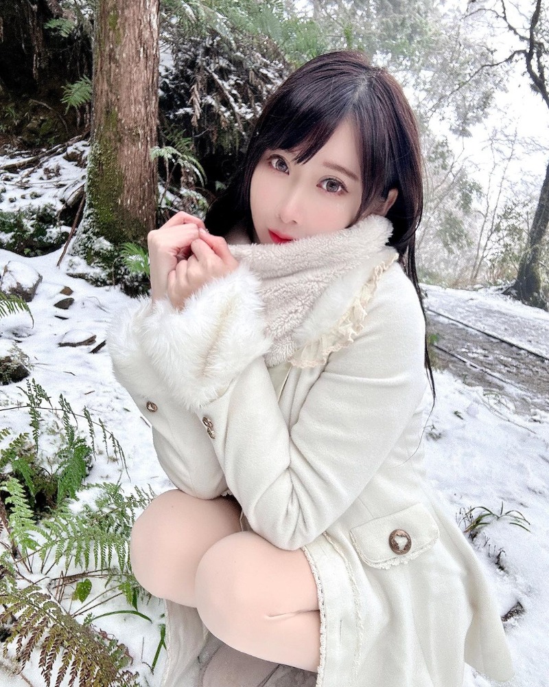 正妹「采衣」太平山賞雪-第1章-图片1