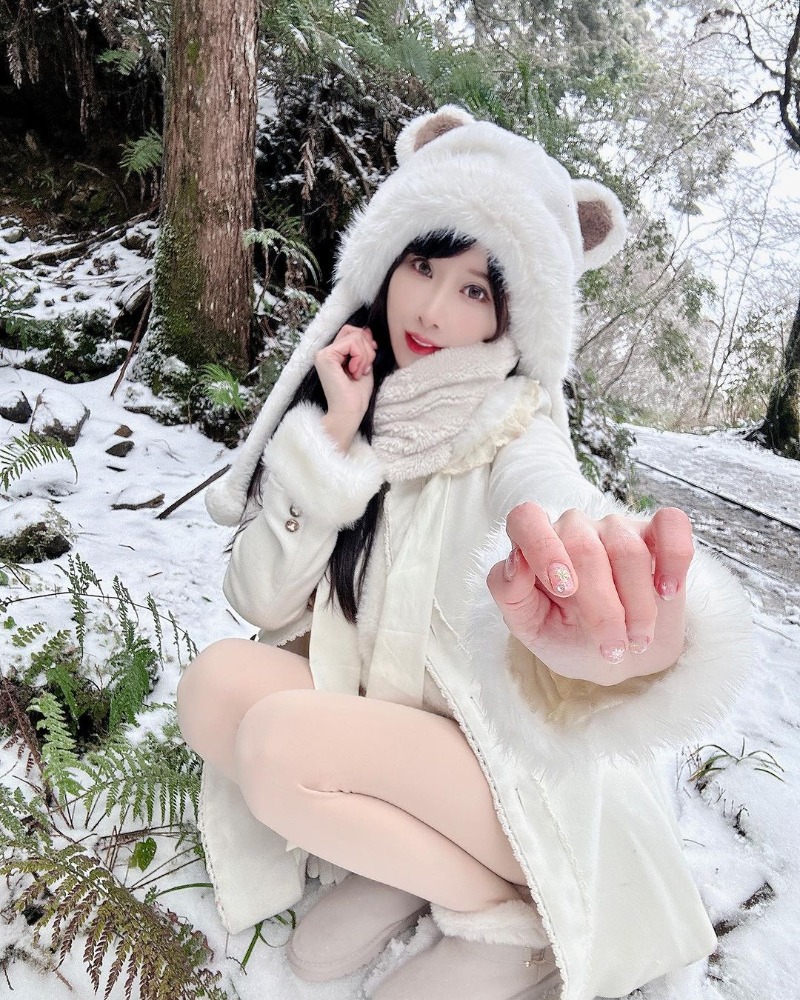 正妹「采衣」太平山賞雪-第1章-图片8