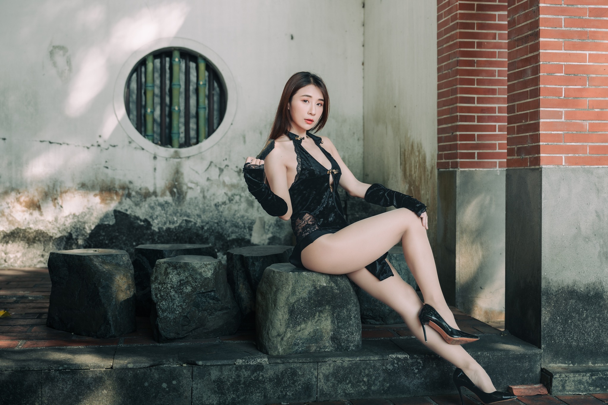 【網路收集】台灣美腿女郎Kiki Kuo 性感美女外拍 (二)-第1章-图片39