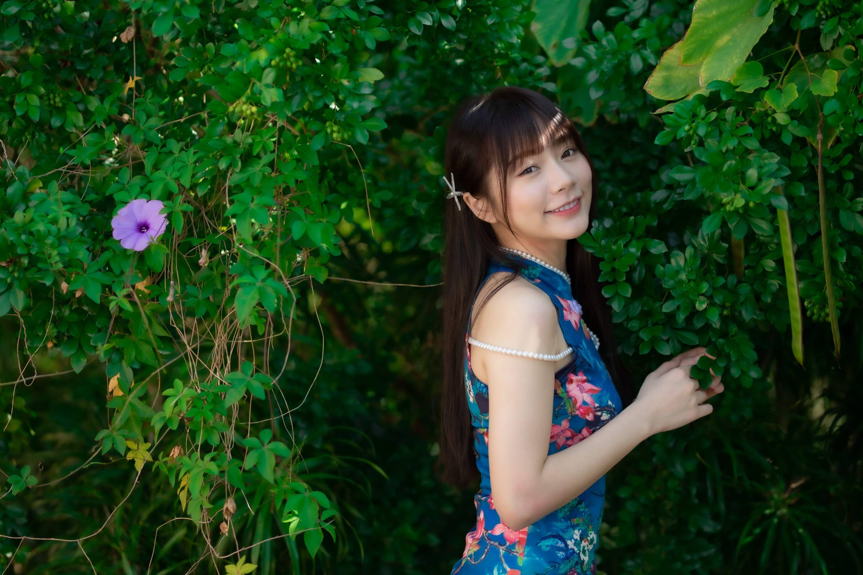 【美腿番外篇系列】長腿美模 Yu Ri 藍花短旗袍 高跟美腿【45P】-第1章-图片40