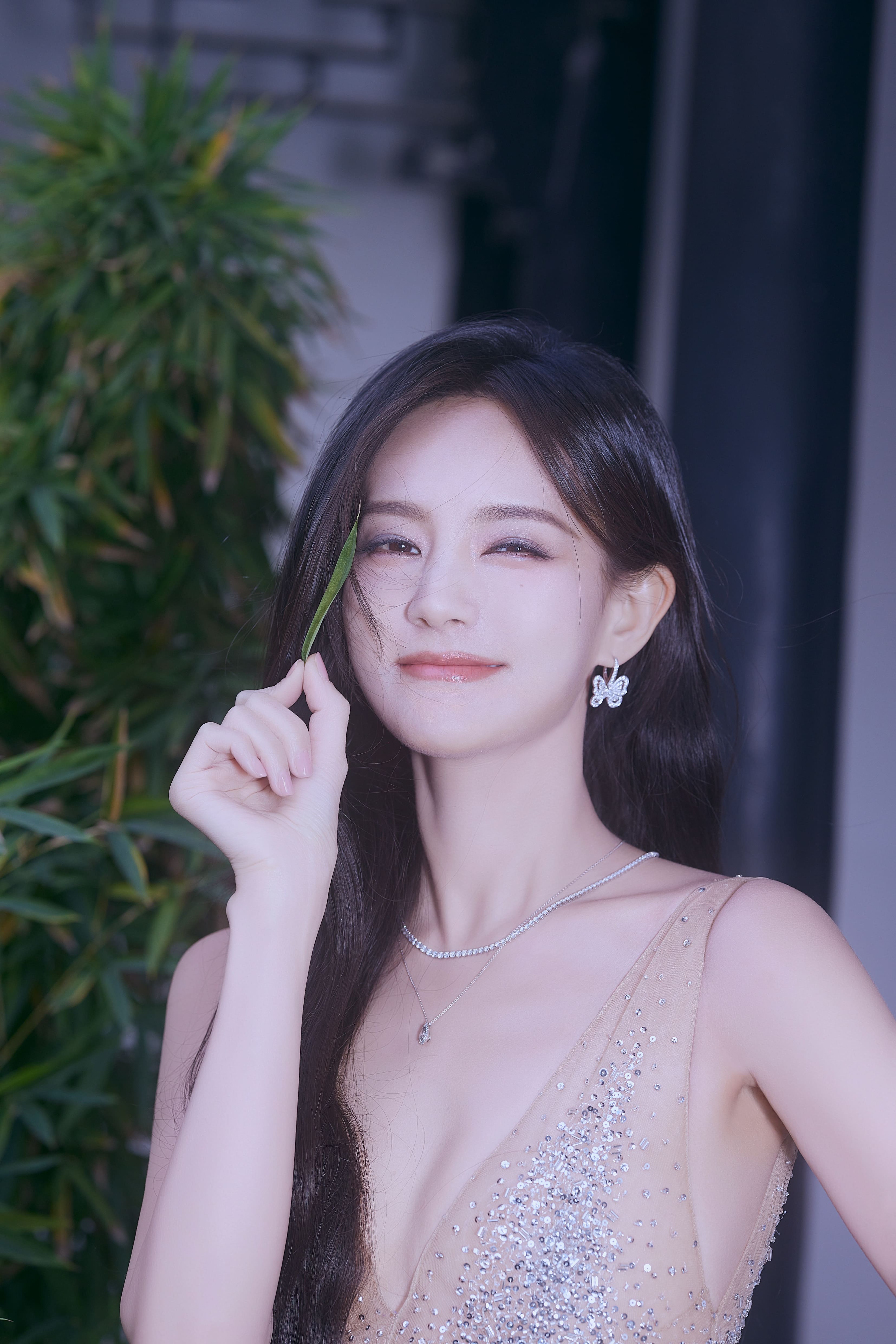 古苑幽深，紙傘紛沈—李一桐[高清套圖]-第1章-图片3