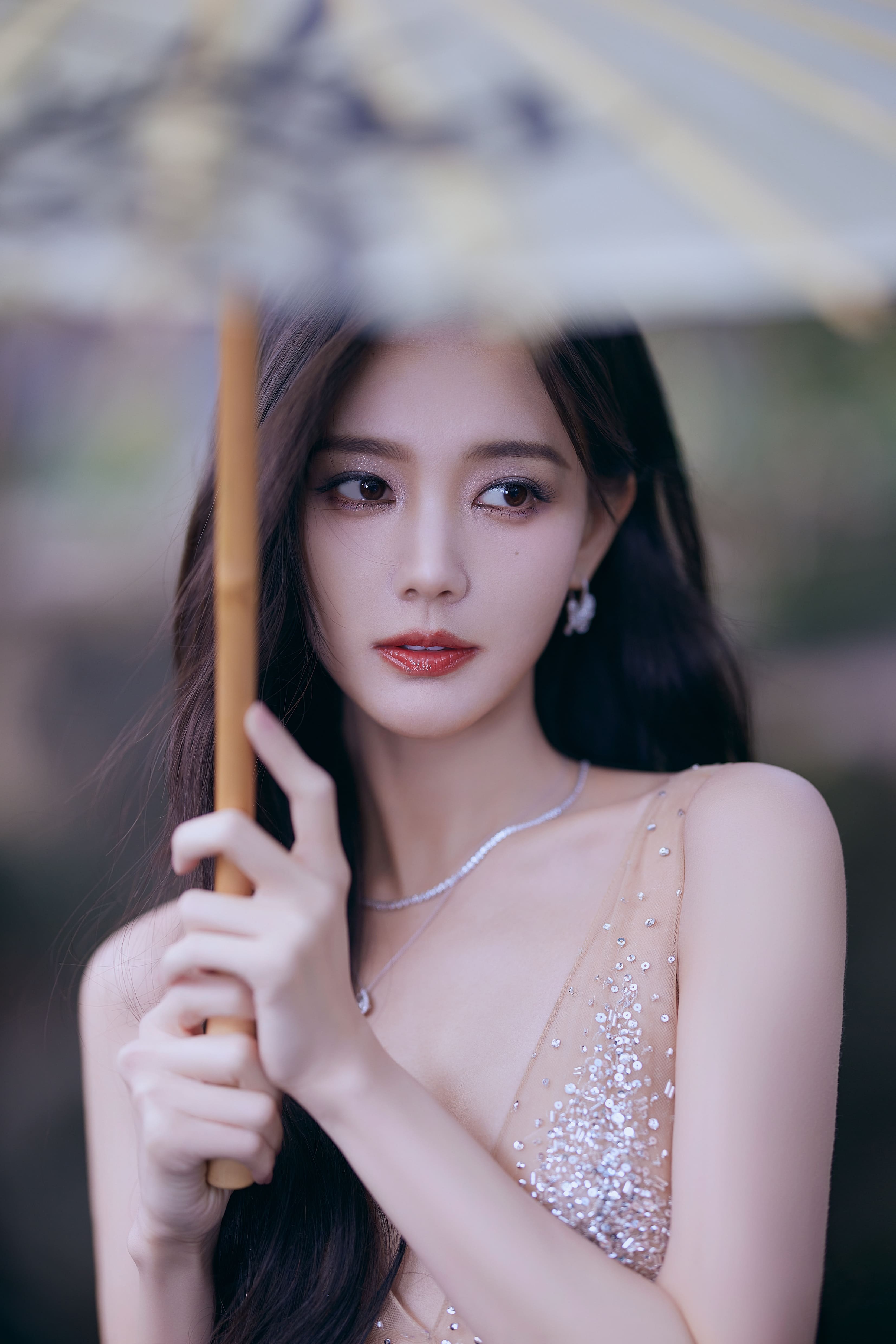 古苑幽深，紙傘紛沈—李一桐[高清套圖]-第1章-图片9