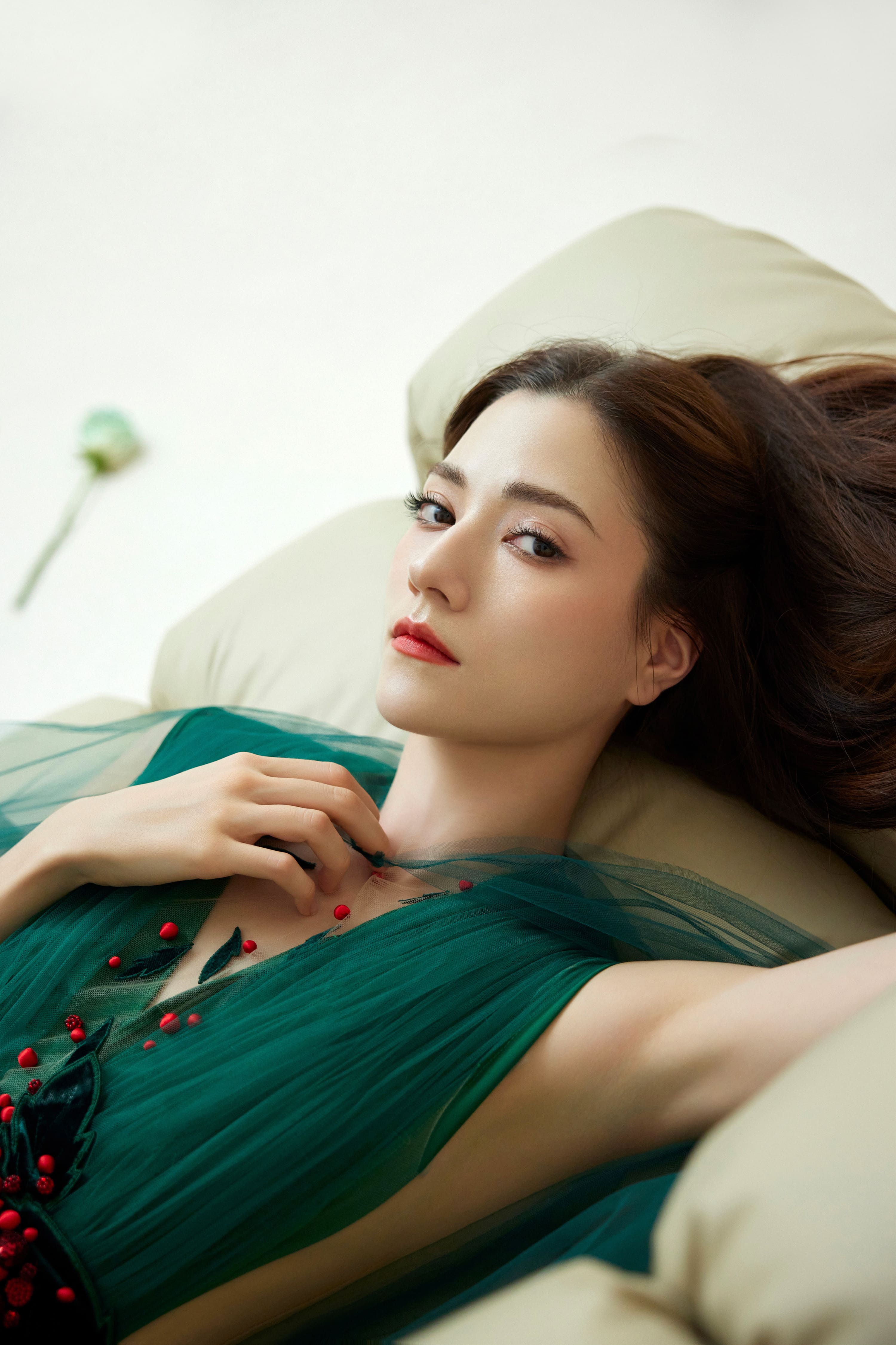 翩然綠意恣意溫柔—娜然[高清套圖]-第1章-图片1