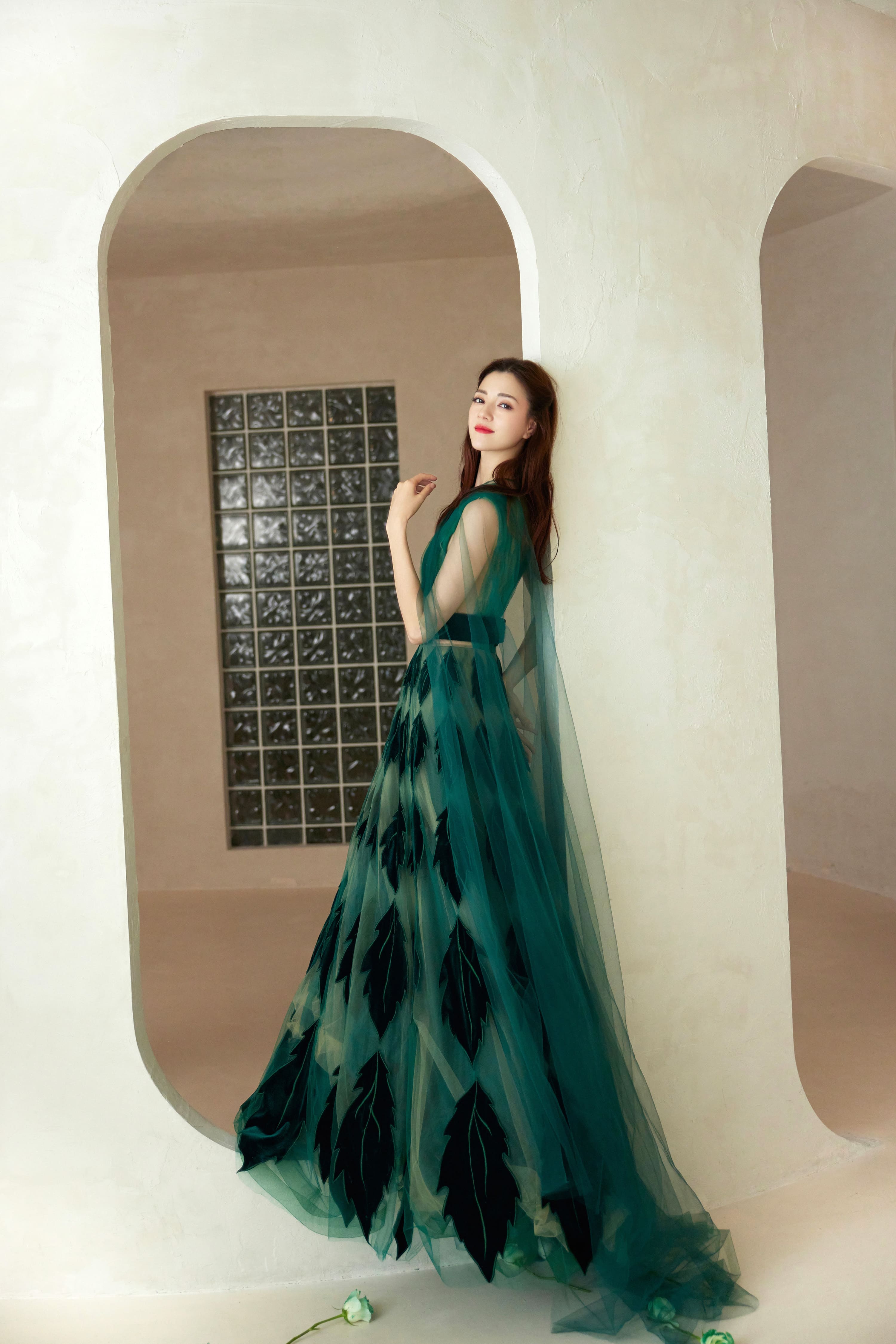 翩然綠意恣意溫柔—娜然[高清套圖]-第1章-图片5