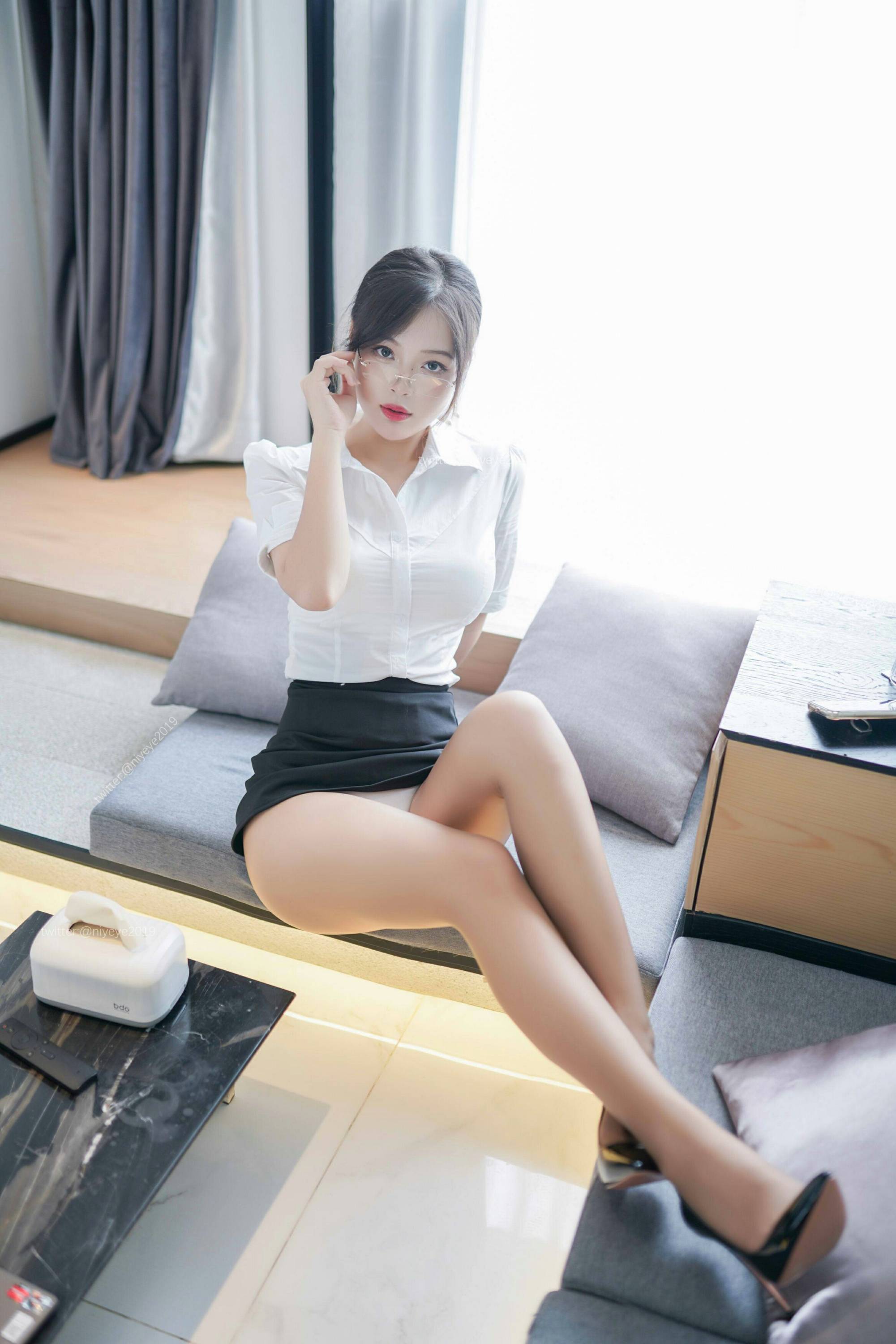 【網路收集系列】福利姬 白烨《 秘書的私人時間2.0 》VIP福利帖全【77P】-第1章-图片70