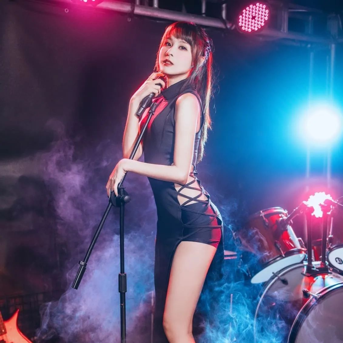 氣質美女「泥泥汝」外型亮眼好讓人著迷 還有著凹凸有致的曲線-第1章-图片3