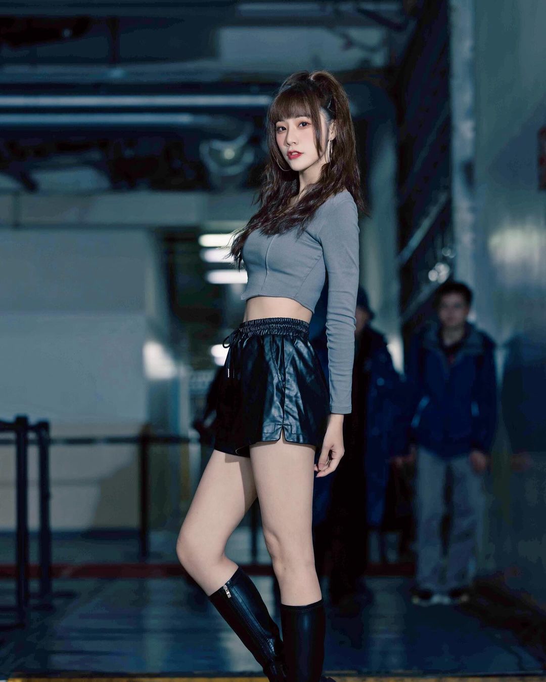 超辣女孩「Amber倩宇」完美身材挑戰極限！視線移不開-第1章-图片10