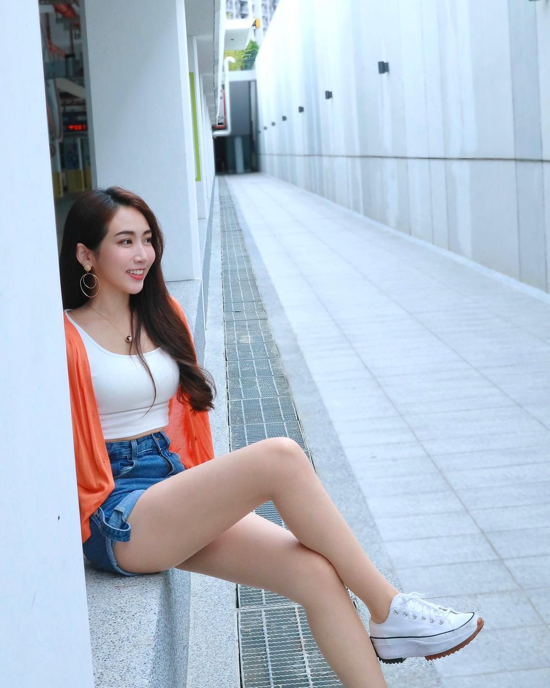 正妹「菁菁」魅力爆棚的自信氣質 讓人無法抗拒-第1章-图片9