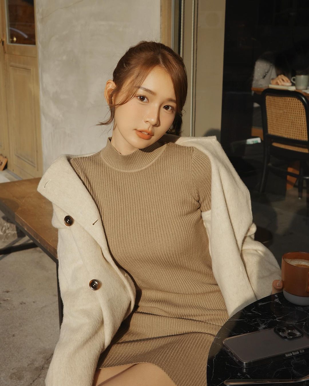 正妹「林莎」惹火傲人美乳 火力全開看一眼就不行-第1章-图片3