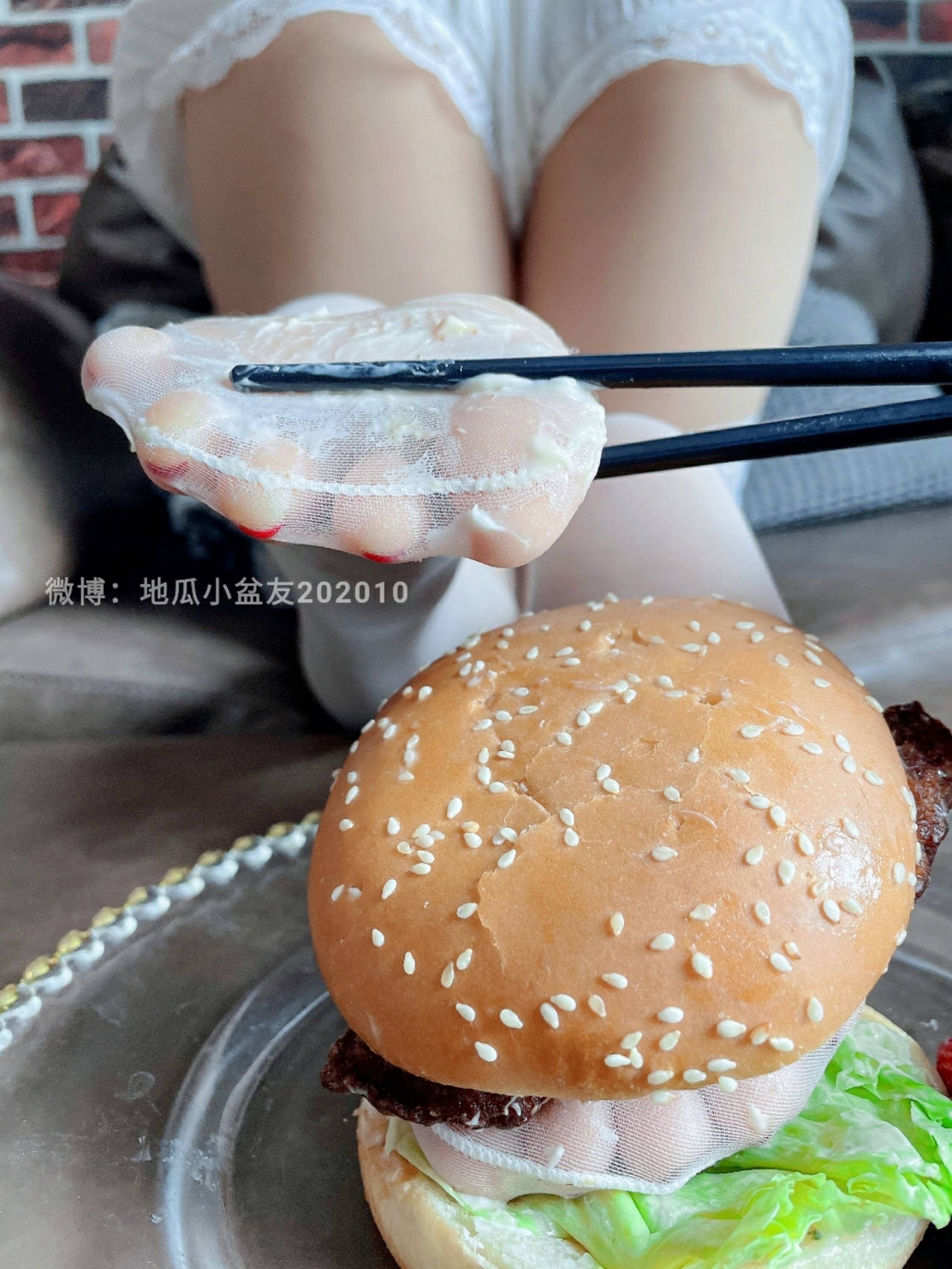 【網路收集系列】福利姬 地瓜小盆友《 白絲漢堡 》VIP福利帖全【87P】-第1章-图片73