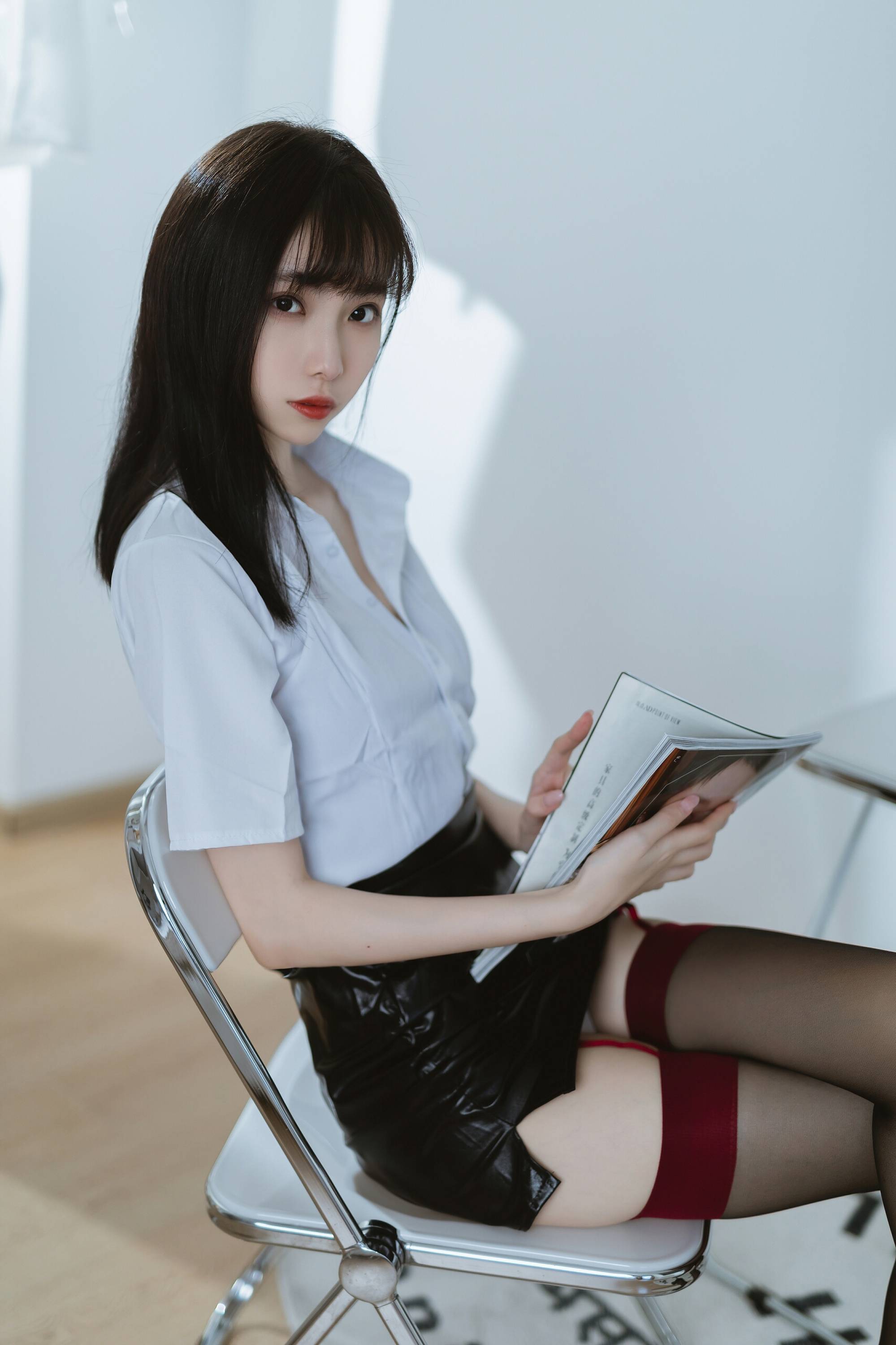 【網路收集系列】福利姬 許岚LAN《 吊帶黑絲皮裙 》VIP福利帖全【59P】-第1章-图片24