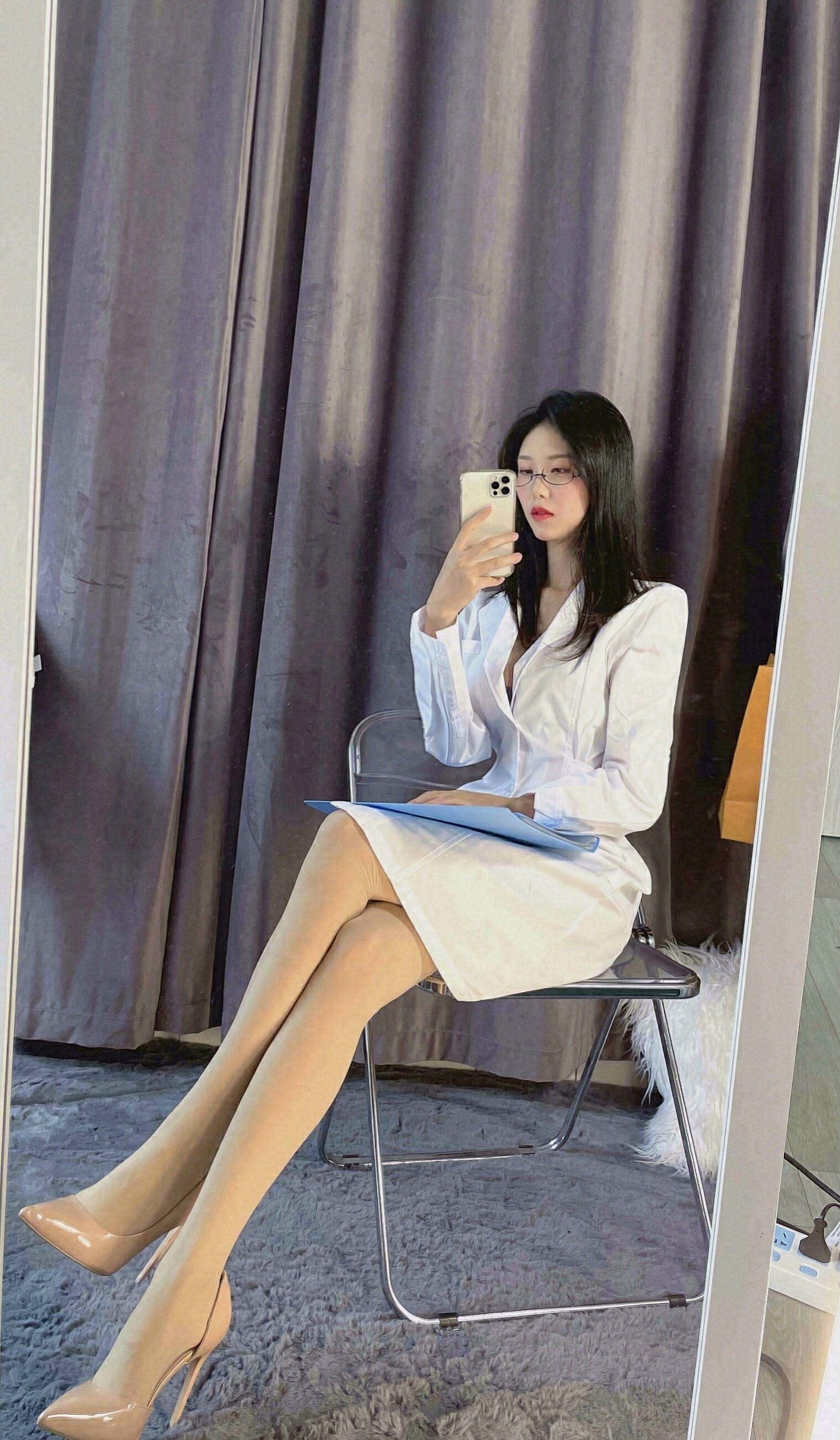 【網路收集系列】秀人美模 抖娘利世《 特殊治療 》【45P】-第1章-图片5