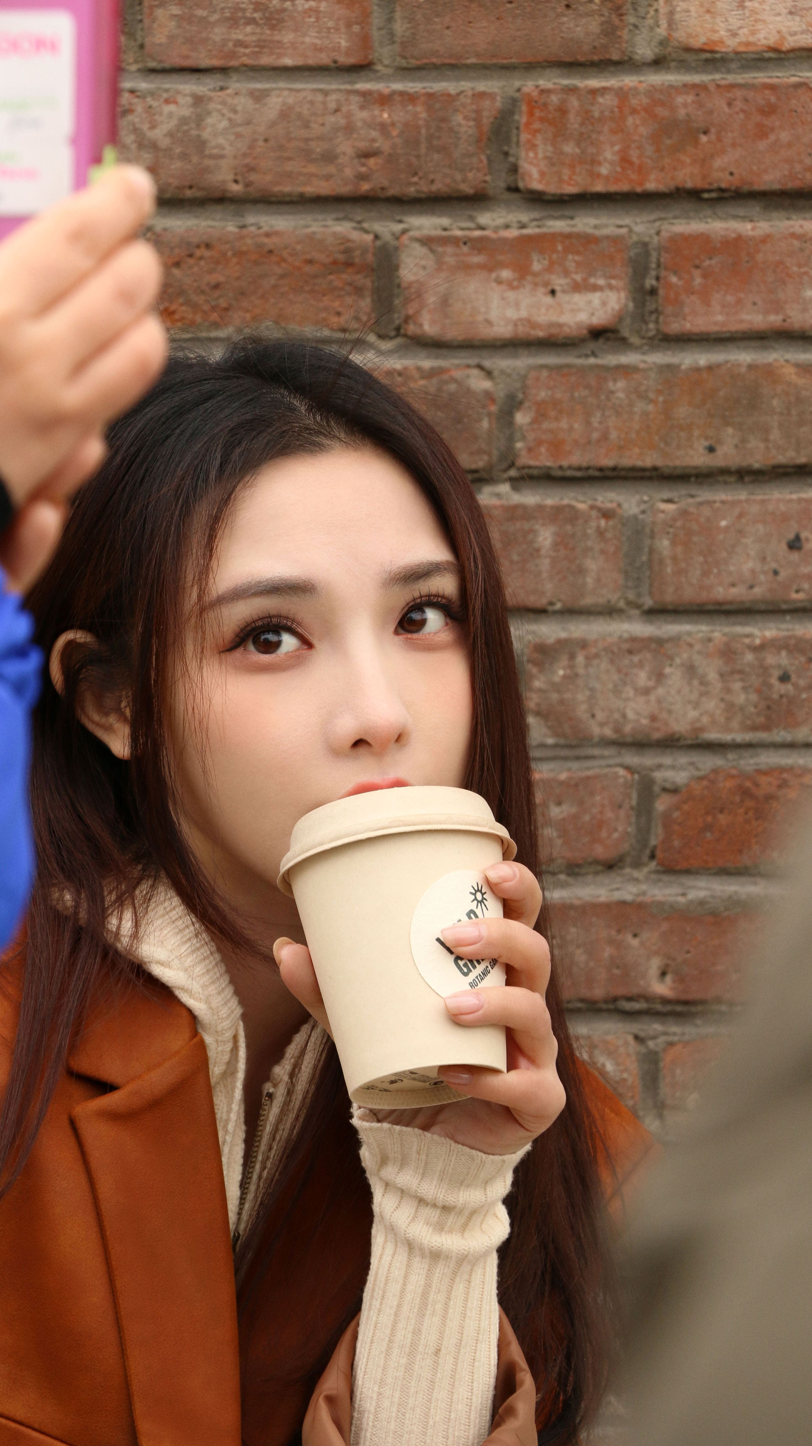 心中有暖，夢裡有光—彭小苒[高清套圖]-第1章-图片1