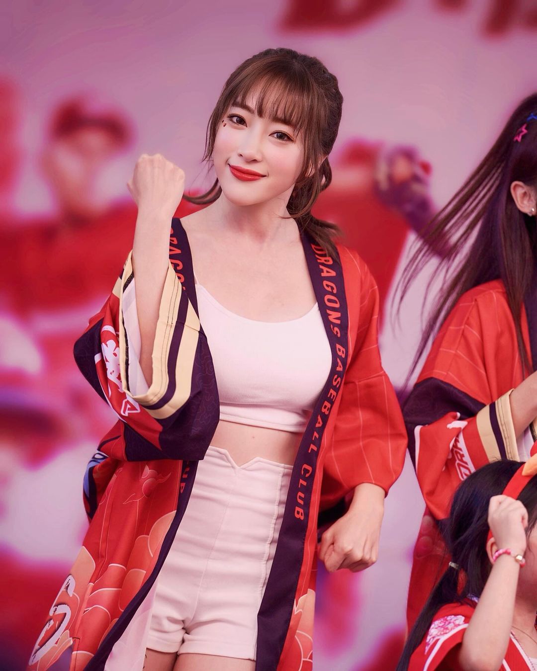 女神「張心璇」逆天美顏在場上擄獲你的芳心-第1章-图片4