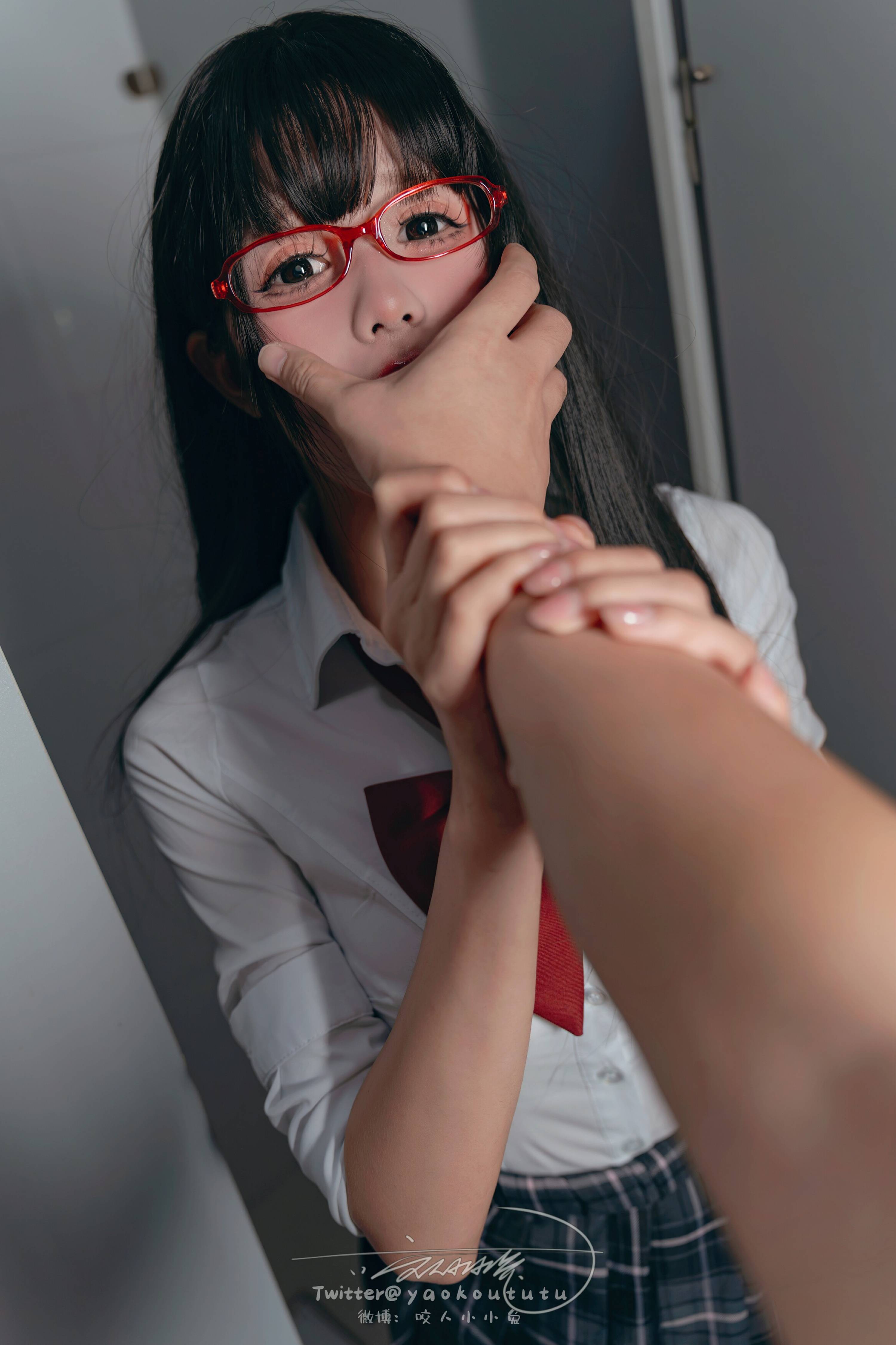 【網路收集系列】福利姬 咬一口兔娘《電車驚魂&期待》VIP福利帖全【75P】-第1章-图片37