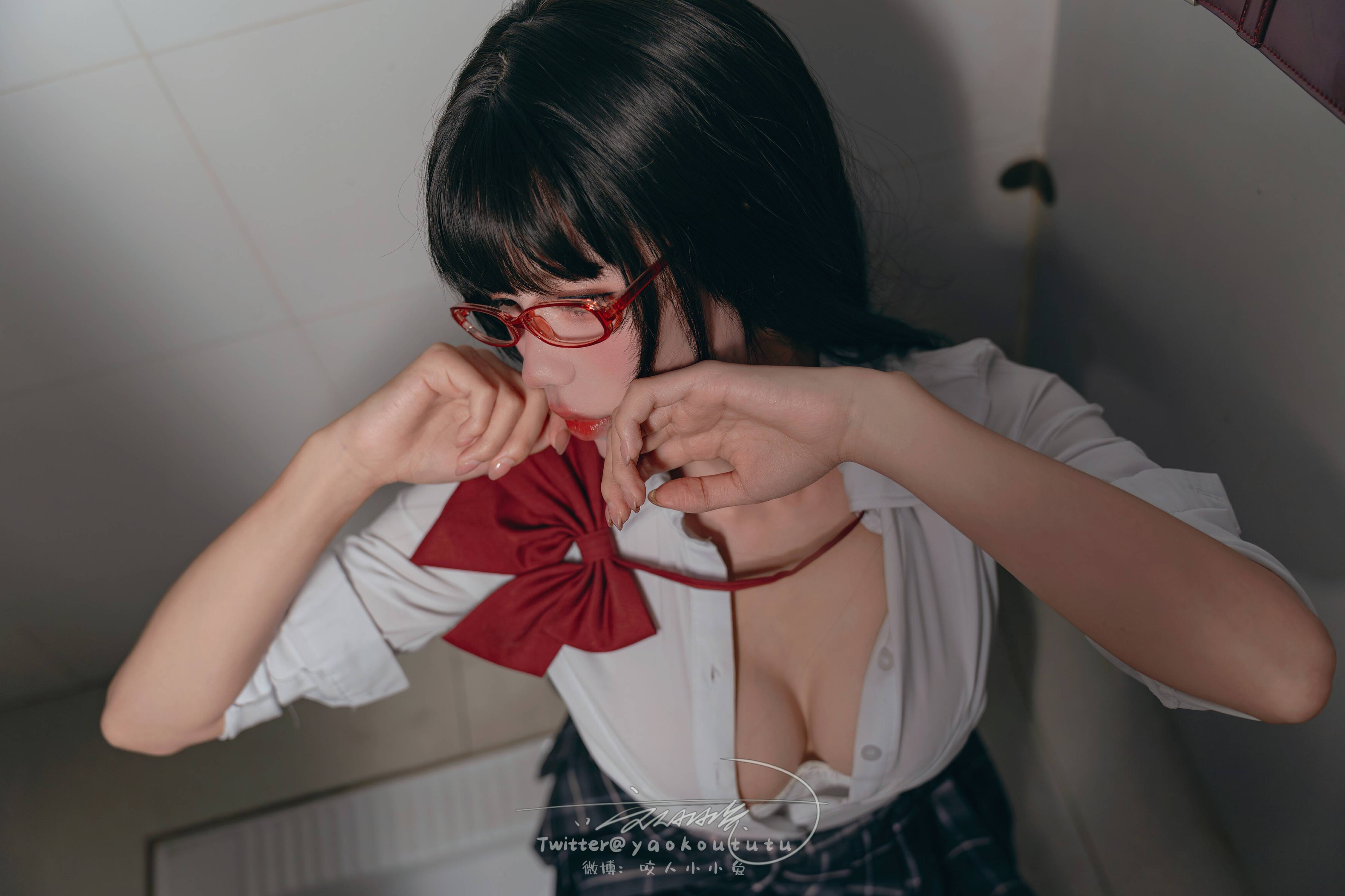 【網路收集系列】福利姬 咬一口兔娘《電車驚魂&期待》VIP福利帖全【75P】-第1章-图片40