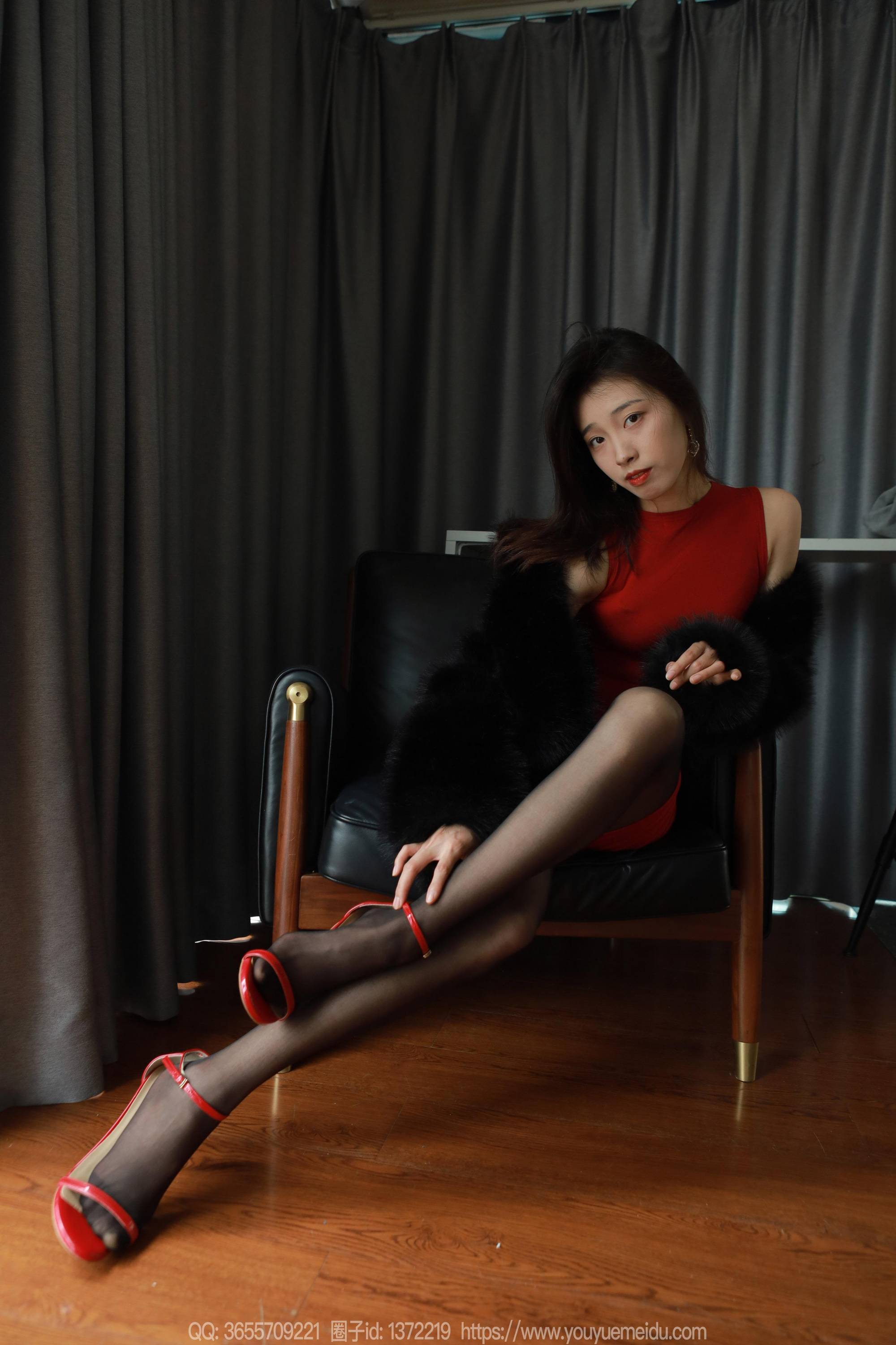 【IESS異思趣向系列】天天意願 小九 紅色包臀裙(上)【86P】-第1章-图片32