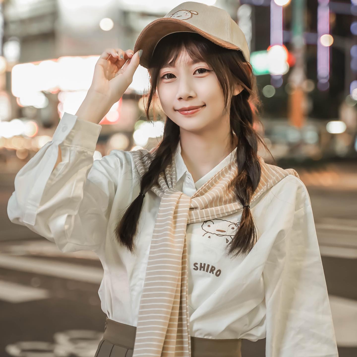 超甜老師「Dolly朵莉」露出白嫩美體極品水蛇腰-第1章-图片7