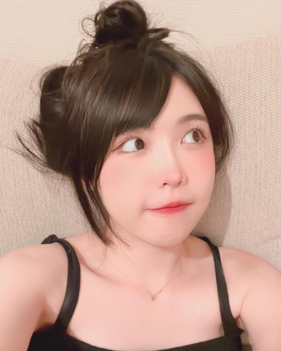 「朵妮にに」可愛臉蛋一看就受不了！ 甜美笑容青春無敵-第1章-图片1