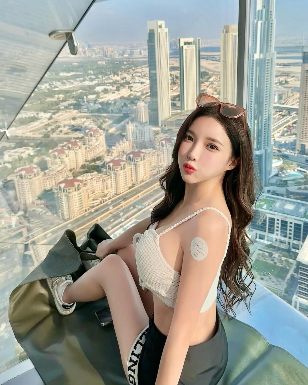 火辣DJ「藍星蕾」飽滿乳量無法掌握直接溢出-第1章-图片10