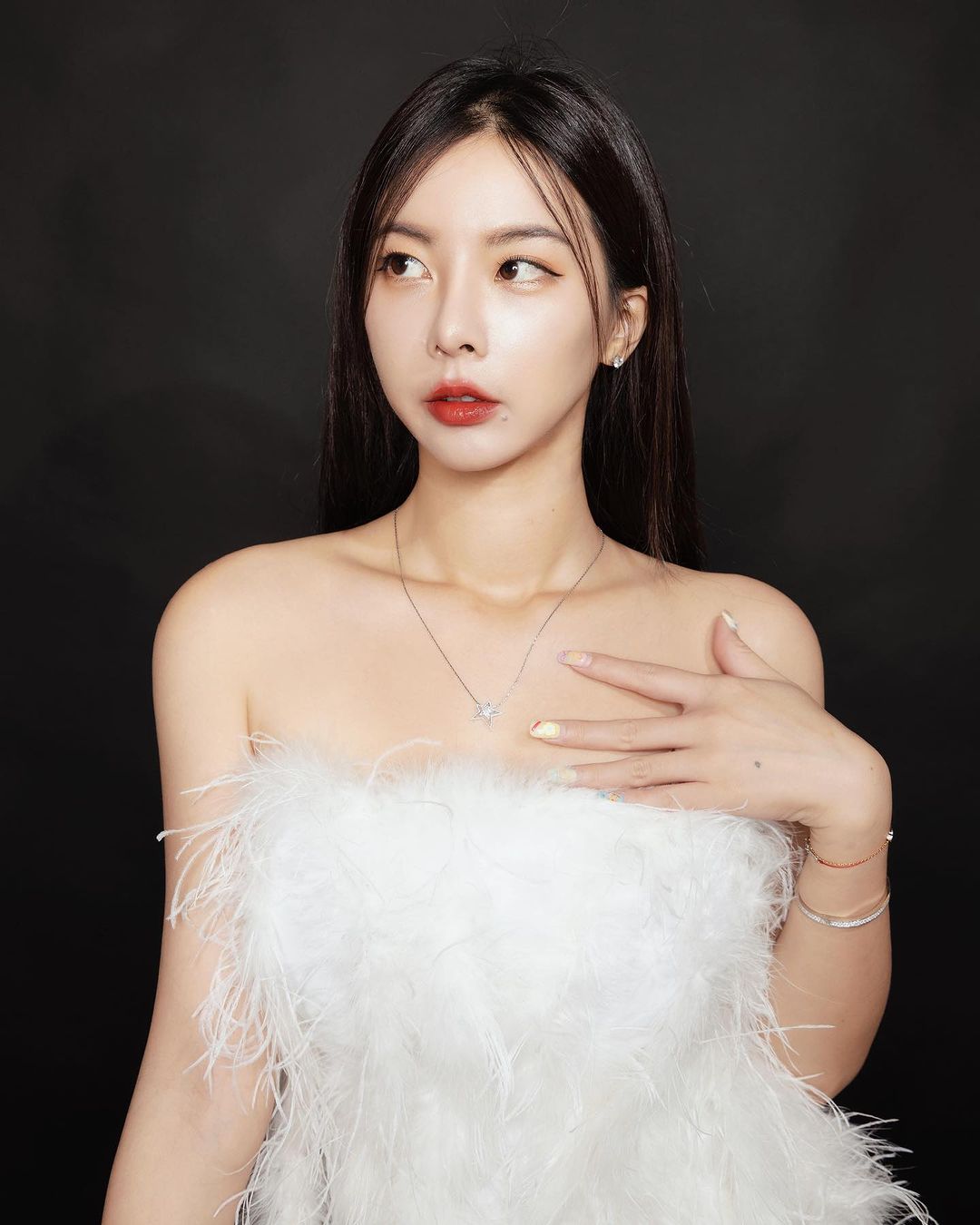 「zamy奎丁」超完美臉蛋＋誘人身材誰受得了-第1章-图片8