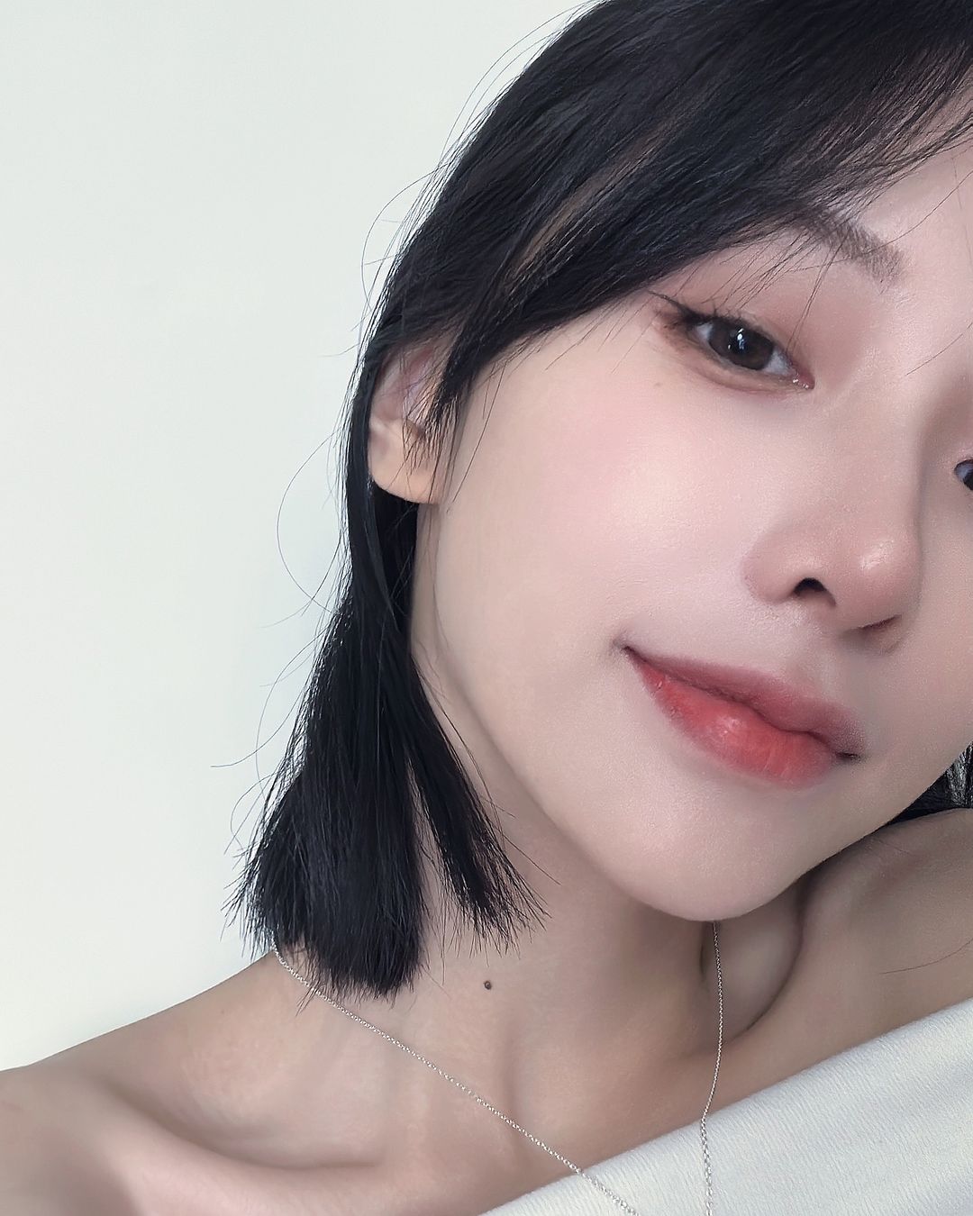 火辣網美「蕭芷渲」身材超乎想像....奶球差點掉出來好邪惡-第1章-图片2