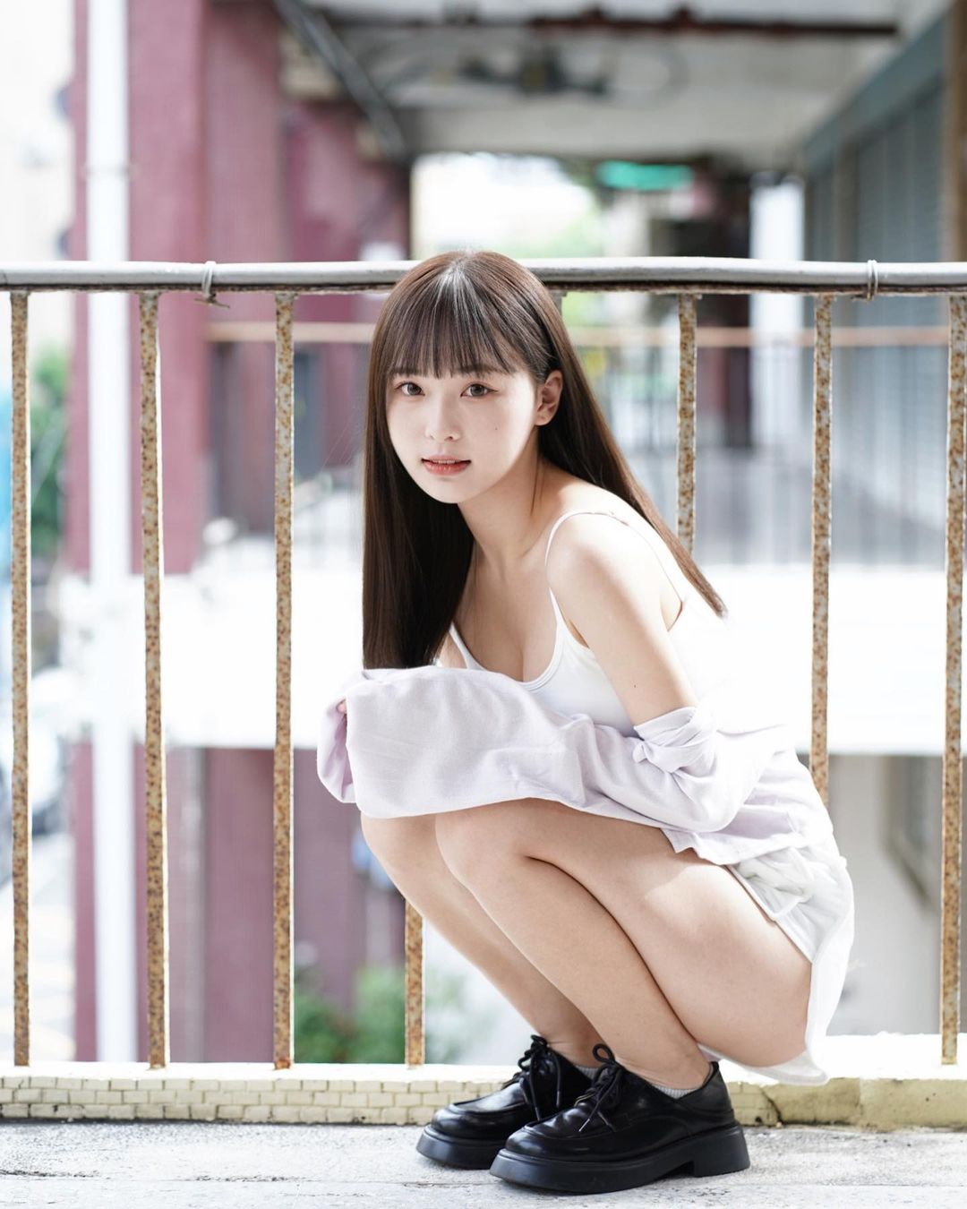 小隻馬「奶糖」秀渾圓曲線好清晰 白嫩美胸都好勾引-第1章-图片7