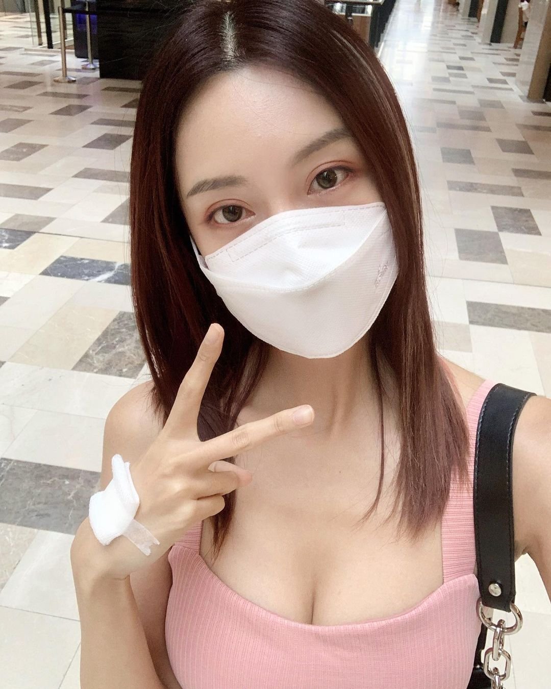 [網上收集] 性感女神李元玲-第1章-图片1
