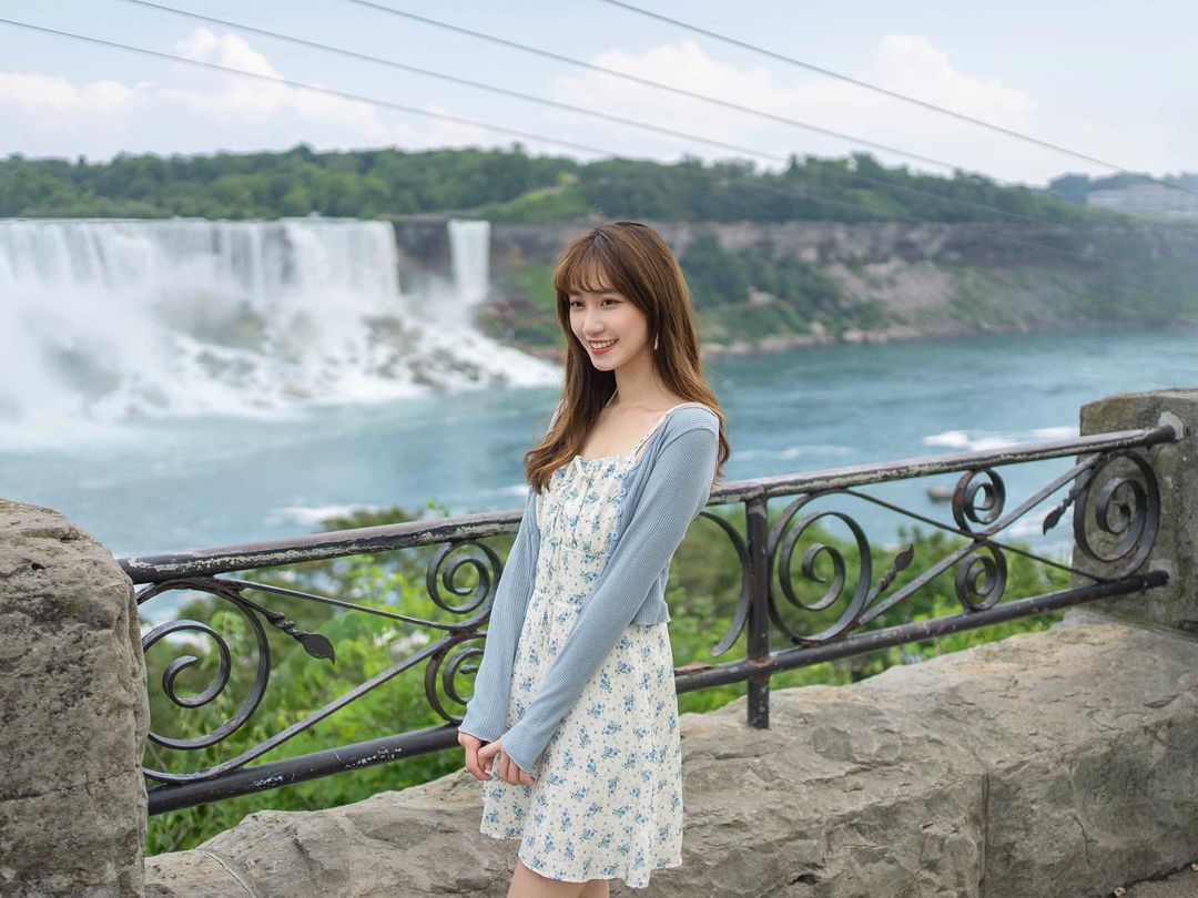 清純學生妹「倩mi」回眸一笑電力滿滿 笑容有夠甜-第1章-图片5