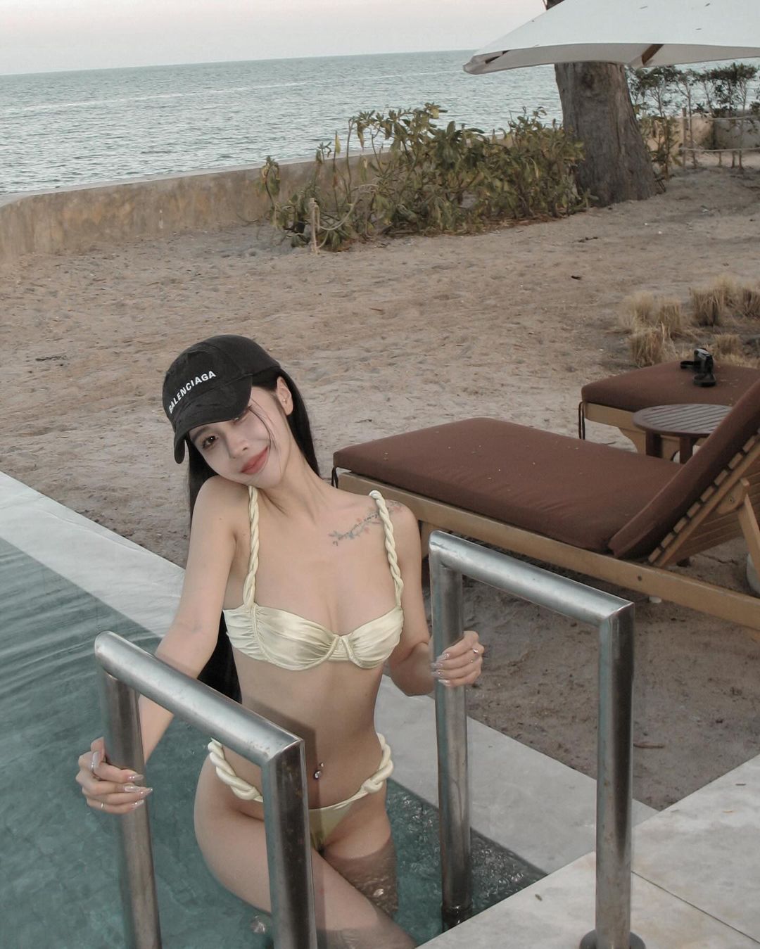 漂亮甜心「陳可頡」有著火辣S曲線.....沒想到暗藏兇狠-第1章-图片9