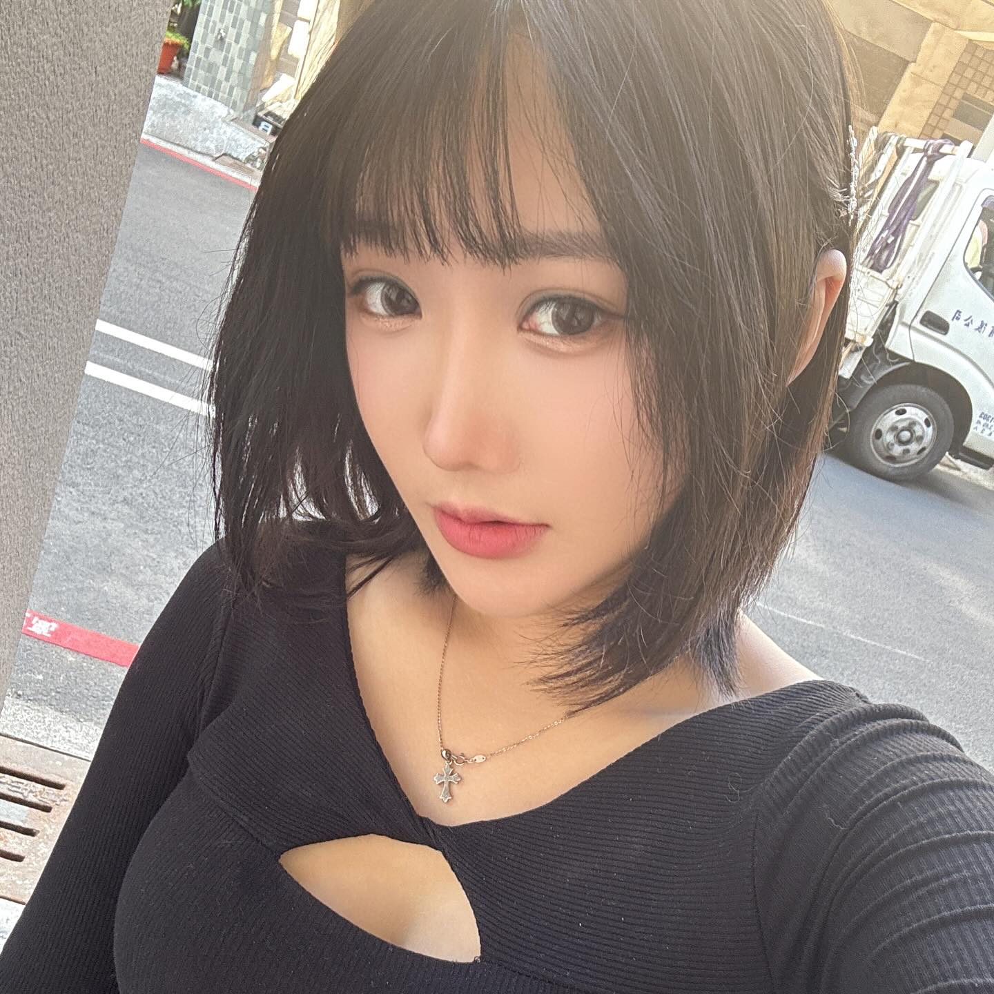 甜美實況主「蝴蝶兒」清純外型甜美 姣好身材若隱若現-第1章-图片1