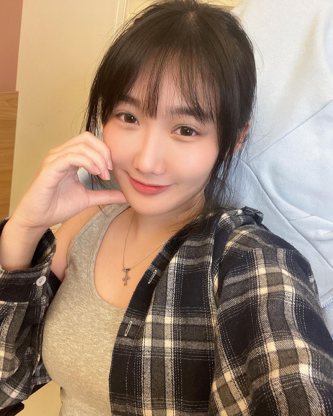 甜美實況主「蝴蝶兒」清純外型甜美 姣好身材若隱若現-第1章-图片4