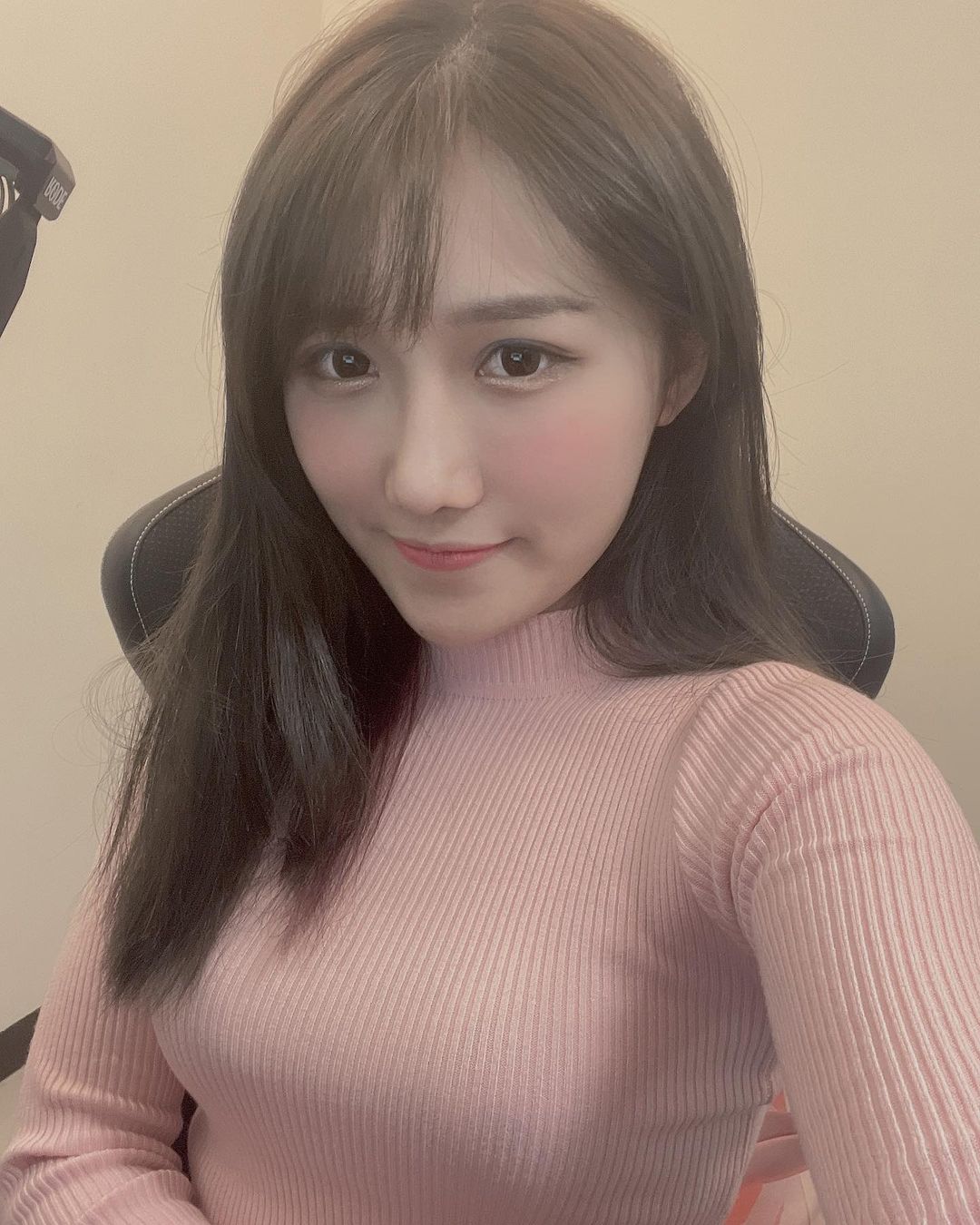 甜美實況主「蝴蝶兒」清純外型甜美 姣好身材若隱若現-第1章-图片9