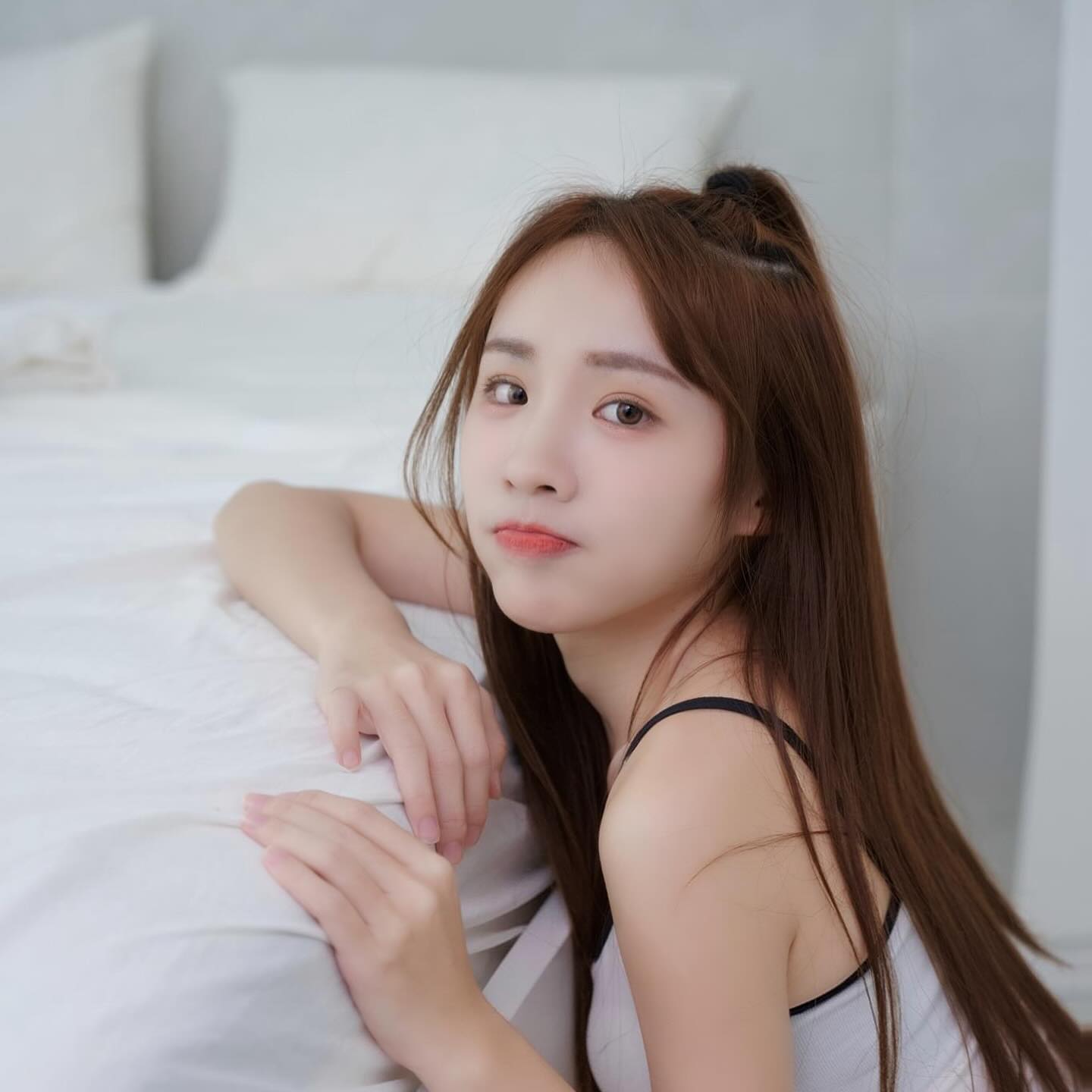 小隻馬女孩「講薑」無辜大眼好誘惑 渾圓蜜桃回味無窮-第1章-图片7