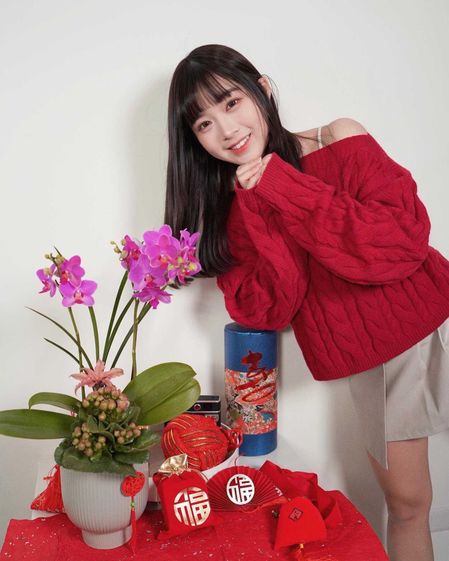 鄰家妹「容欣」長得美又有氣質 清甜微笑一秒讓人愛上-第1章-图片5