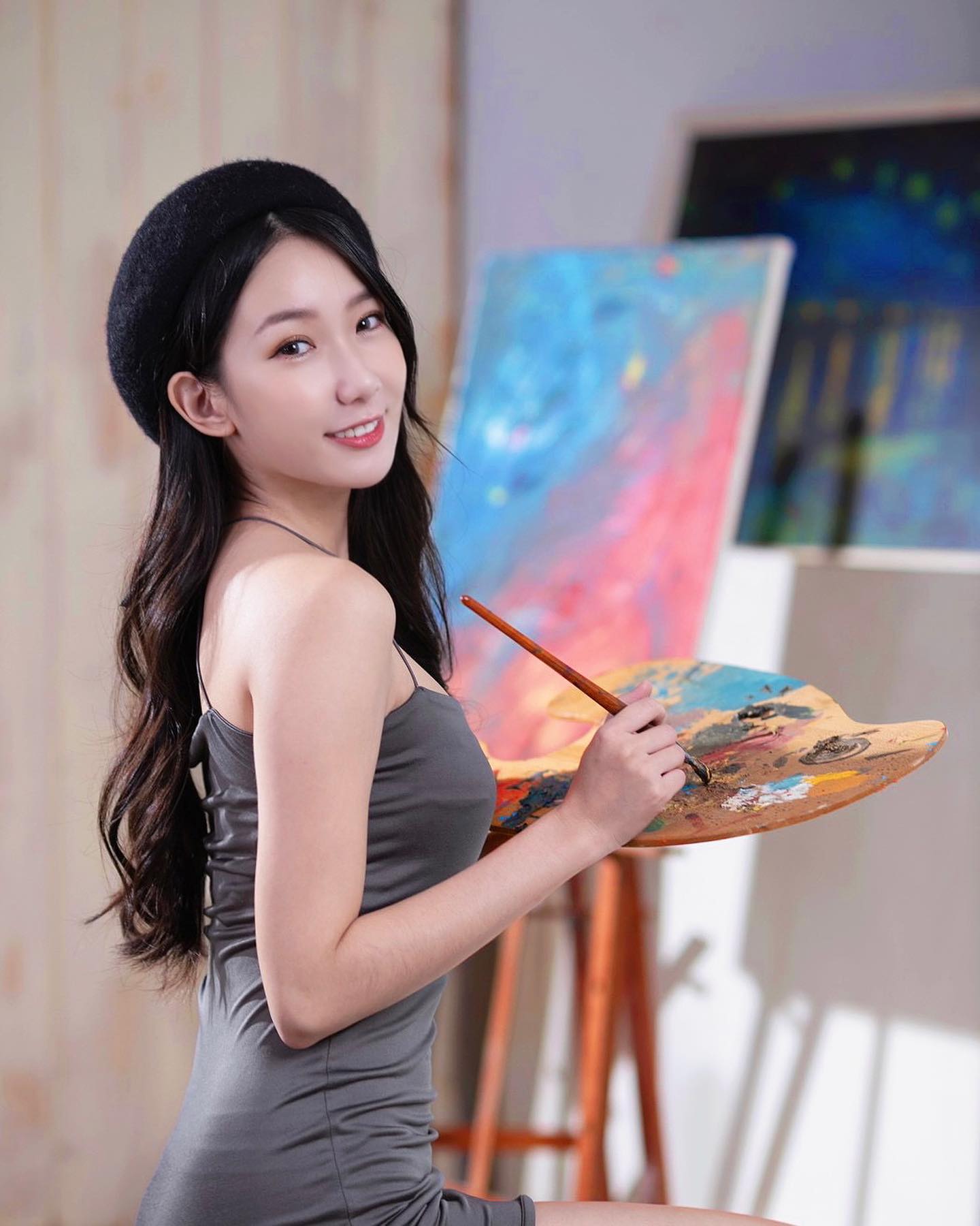 大眼甜心「檸檬」性感深溝好身材正翻.....好熱好養眼-第1章-图片4