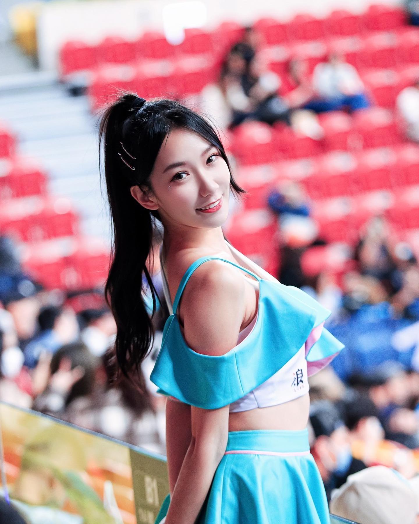 大眼甜心「檸檬」性感深溝好身材正翻.....好熱好養眼-第1章-图片7