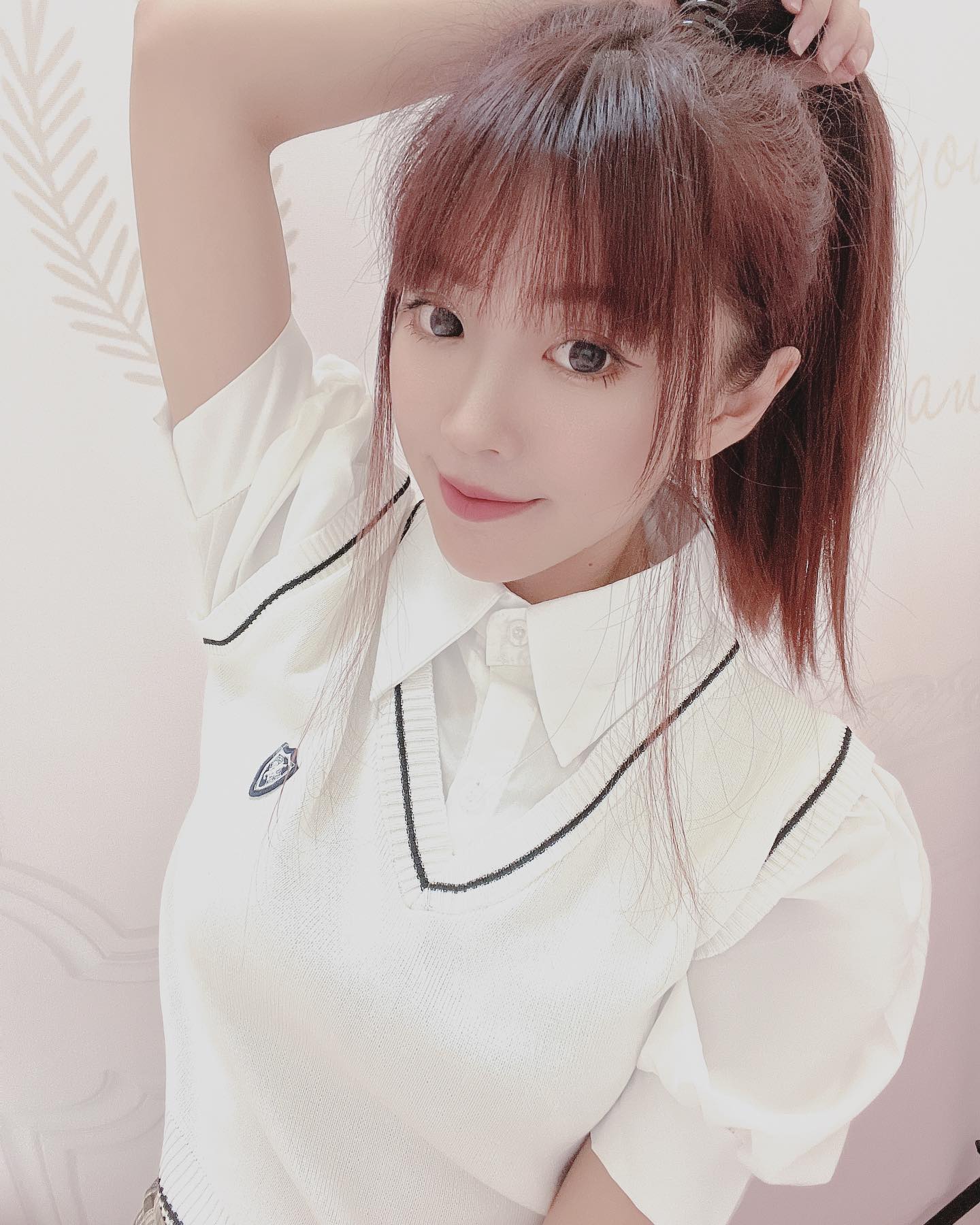 正妹「靜靜」甜美外型迷倒眾人！讓人眼神移不開-第1章-图片1