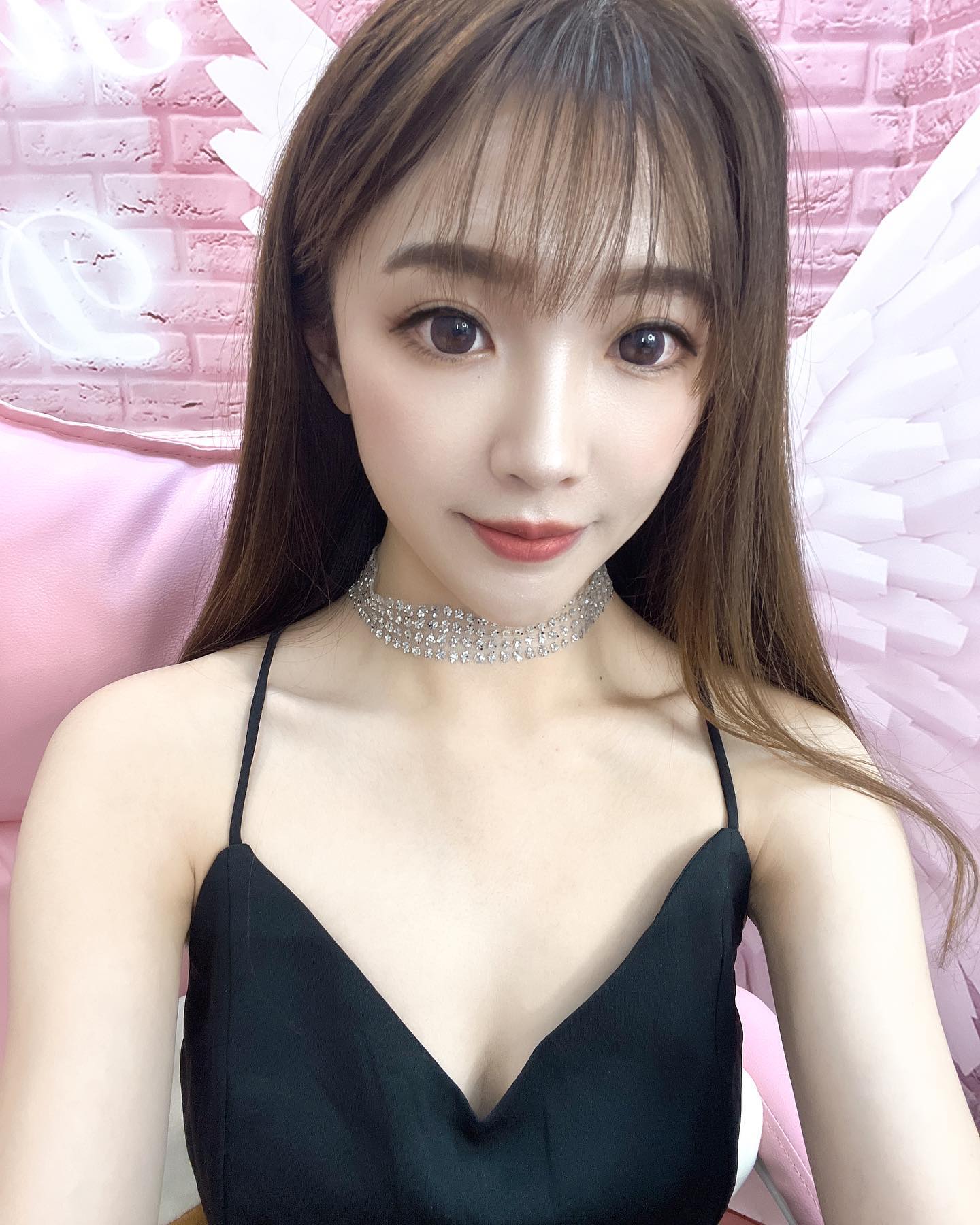 正妹「靜靜」甜美外型迷倒眾人！讓人眼神移不開-第1章-图片8