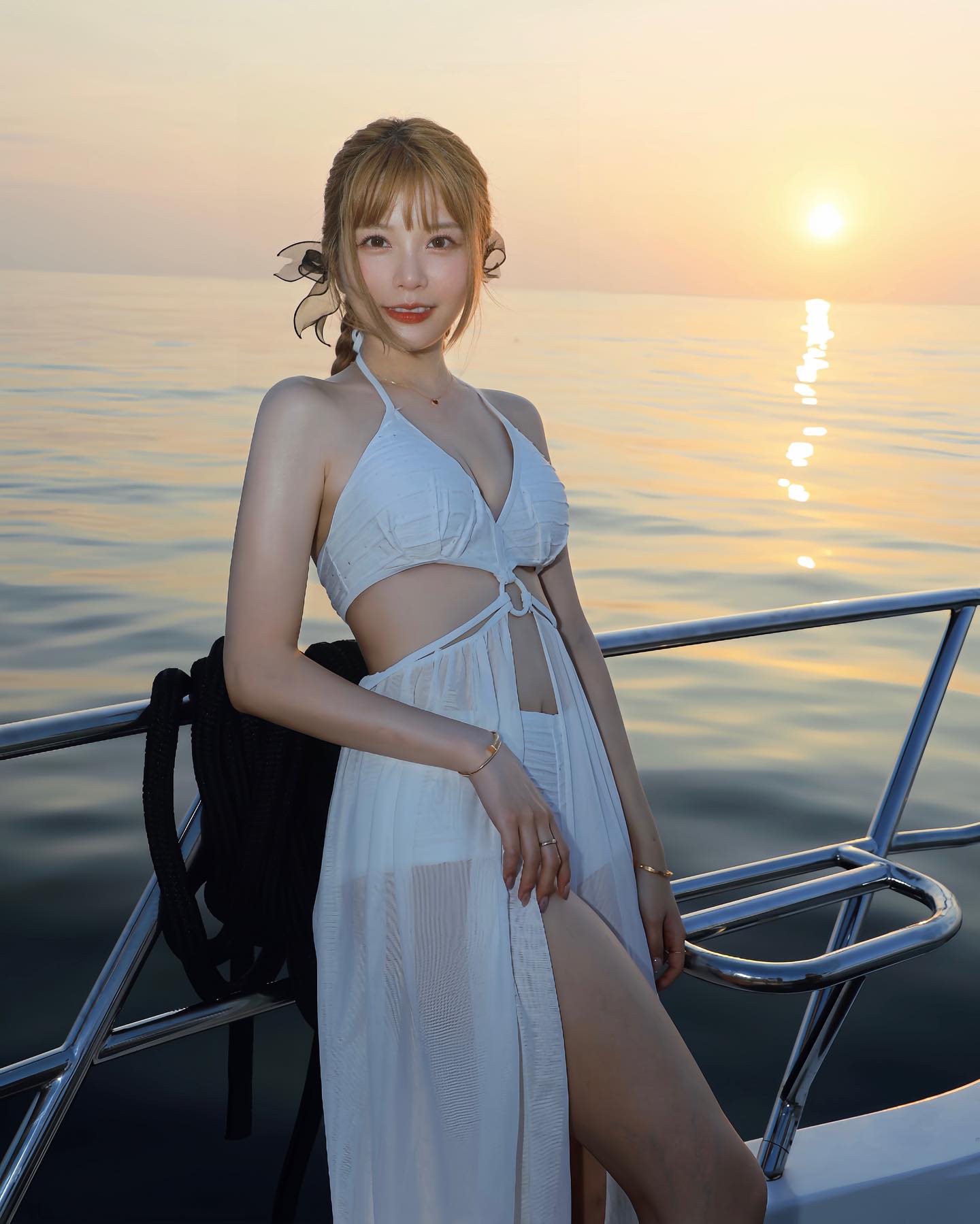 電競女神慶生送福利「豐滿半球」巨量超標猛料守不住-第1章-图片7