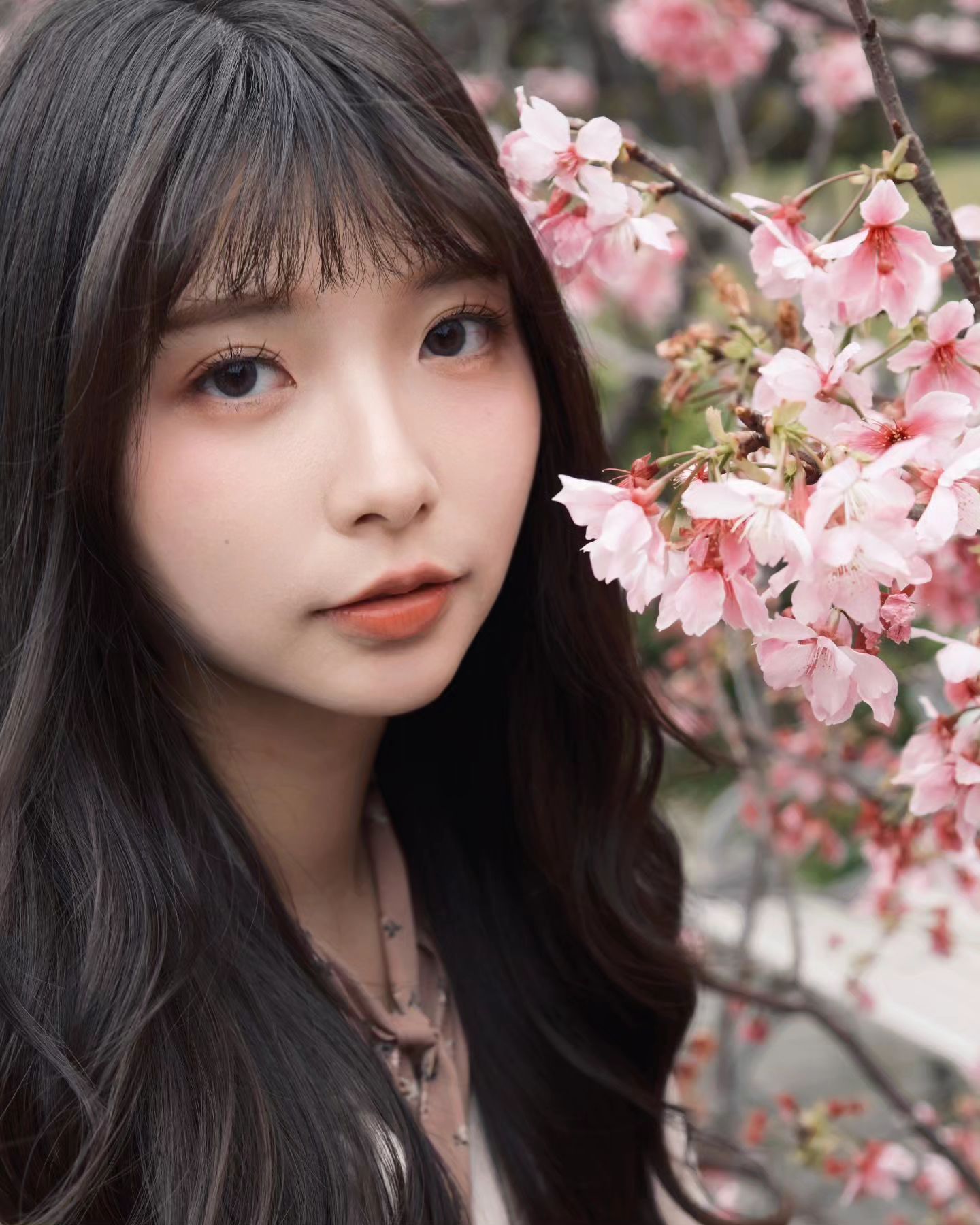 氣質萌妹「Monna莫娜」精緻臉蛋好迷人 飽滿雙乳很可以-第1章-图片2