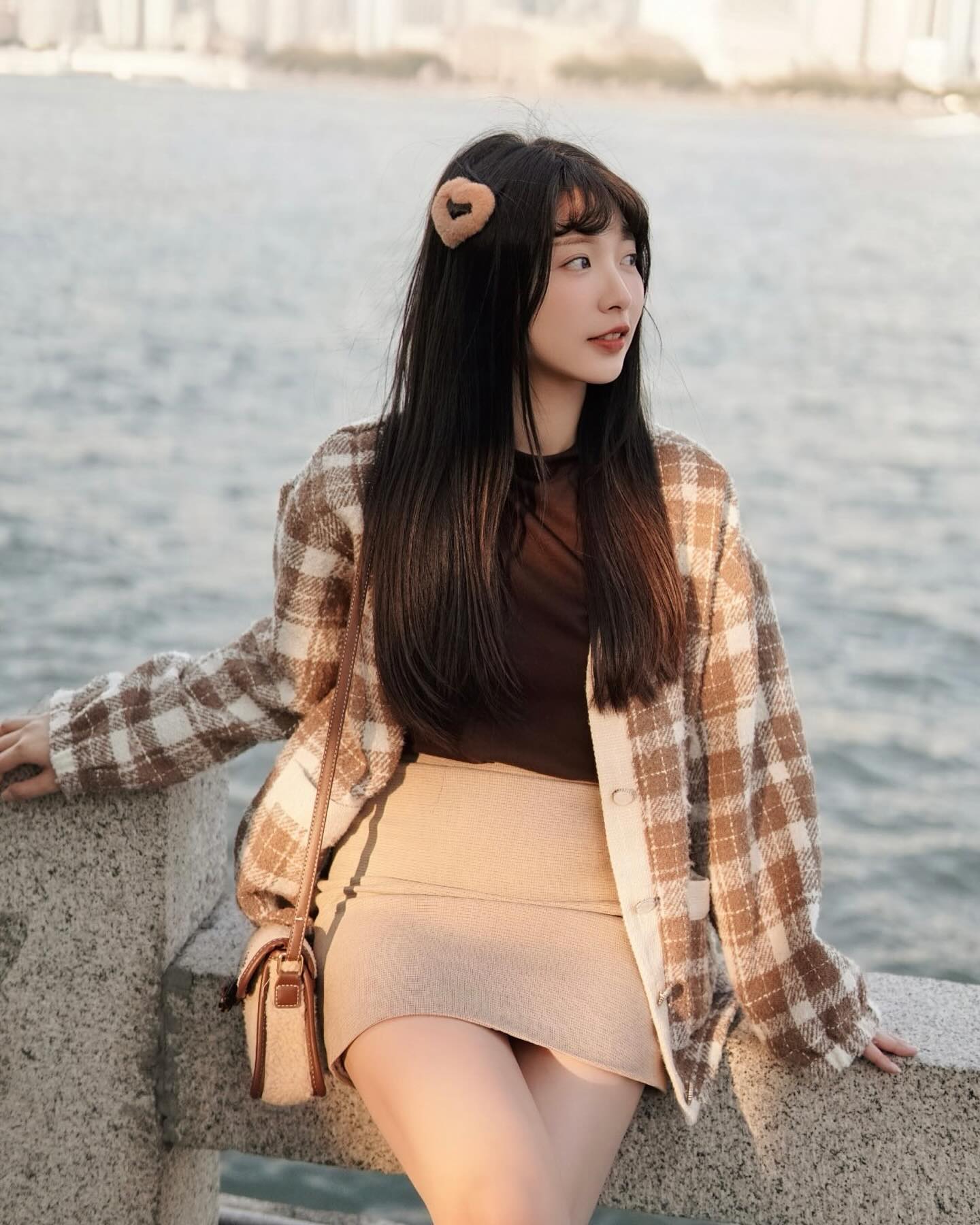 氣質萌妹「Monna莫娜」精緻臉蛋好迷人 飽滿雙乳很可以-第1章-图片6