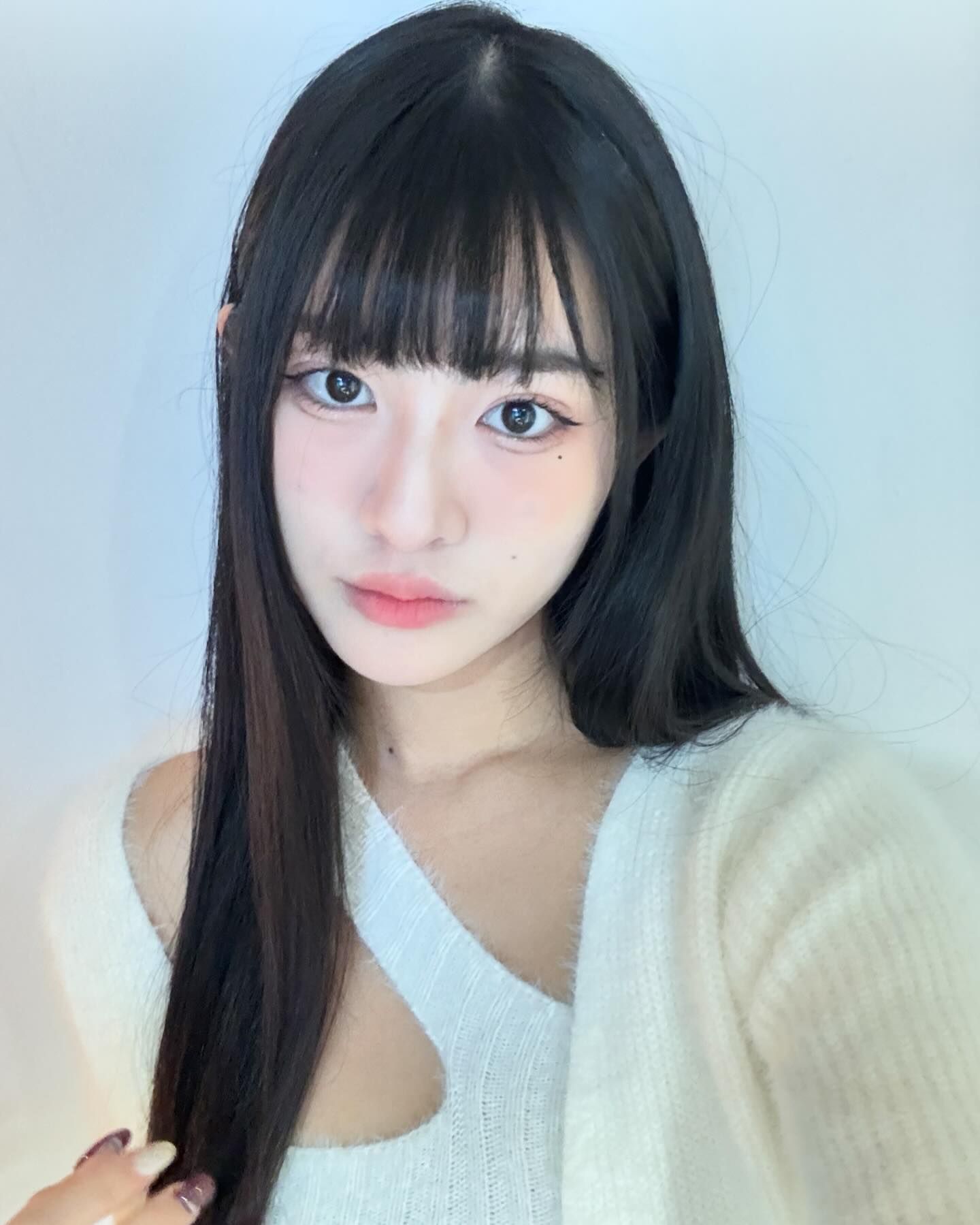 正妹「又心」外表優雅、曲線好兇 越看越惹火-第1章-图片5